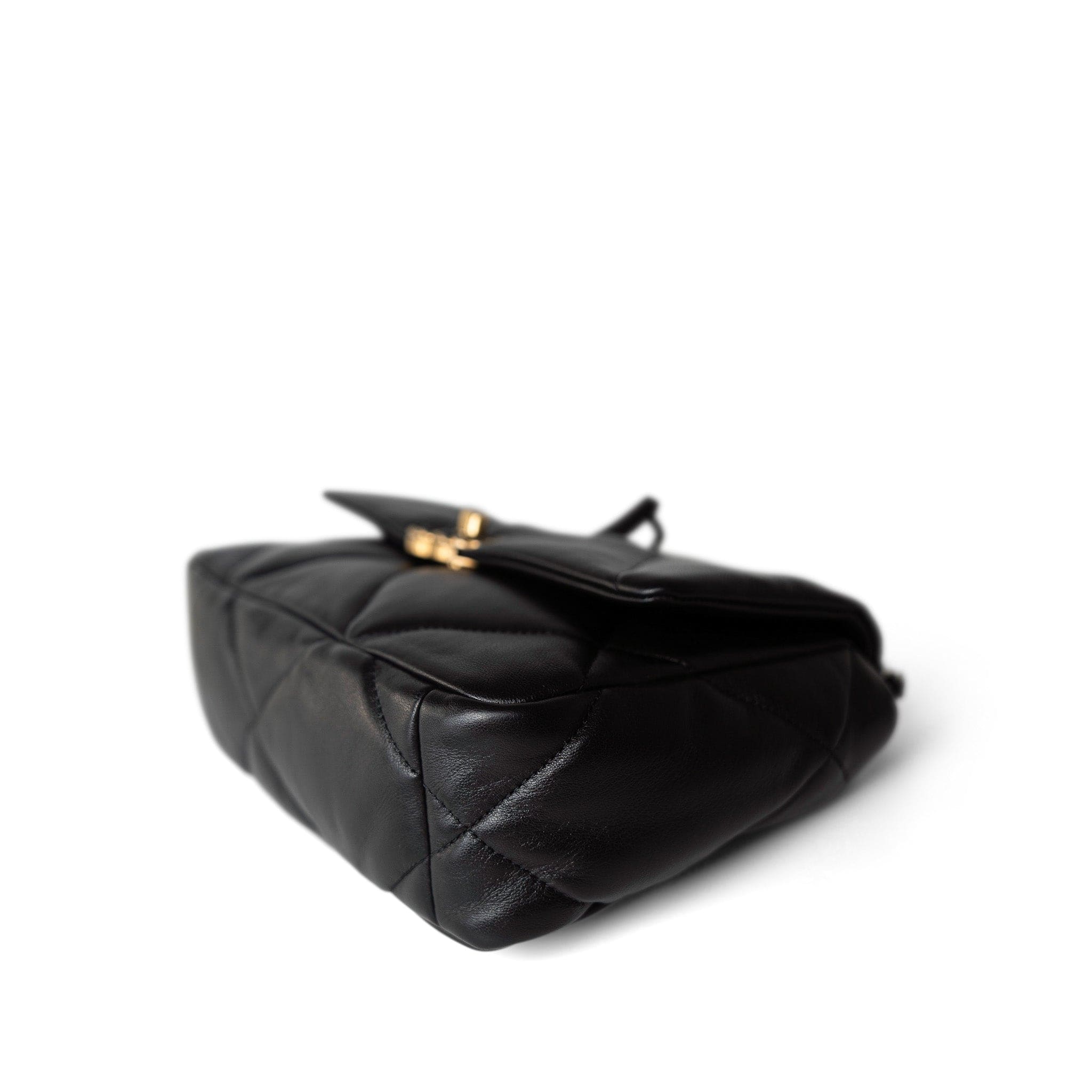 CHANEL Handbag Black 21P Black Lambskin Quilted 19 Flap Small Mixed Hardware - Redeluxe