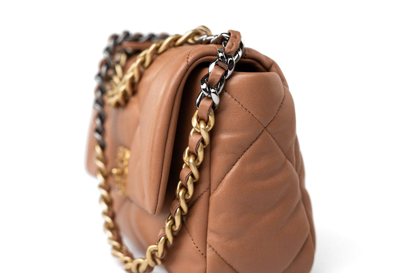 CHANEL Handbag Brown 21P Caramel Lambskin Quilted 19 Flap Small Mixed Hardware - Redeluxe