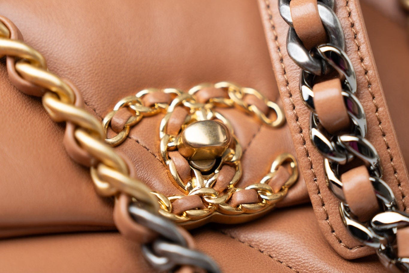 CHANEL Handbag Brown 21P Caramel Lambskin Quilted 19 Flap Small Mixed Hardware - Redeluxe