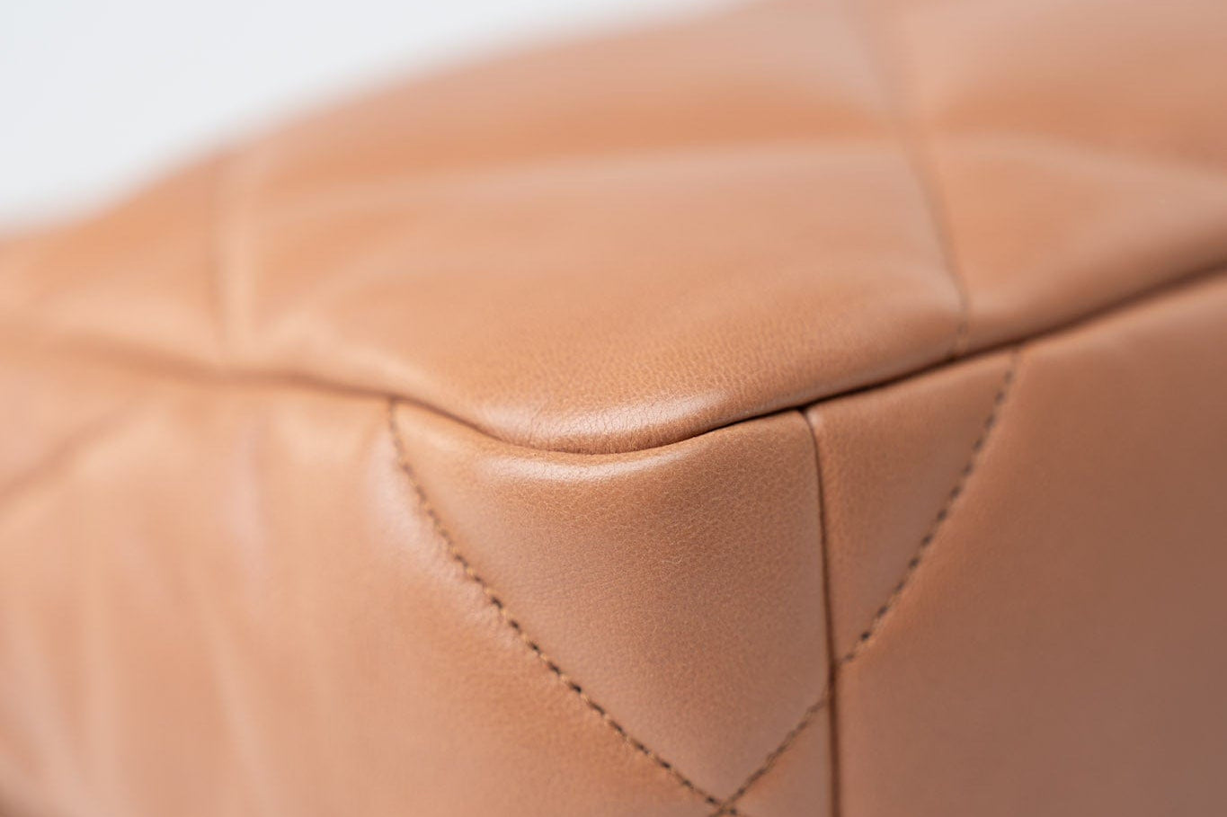 CHANEL Handbag Brown 21P Caramel Lambskin Quilted 19 Flap Small Mixed Hardware - Redeluxe