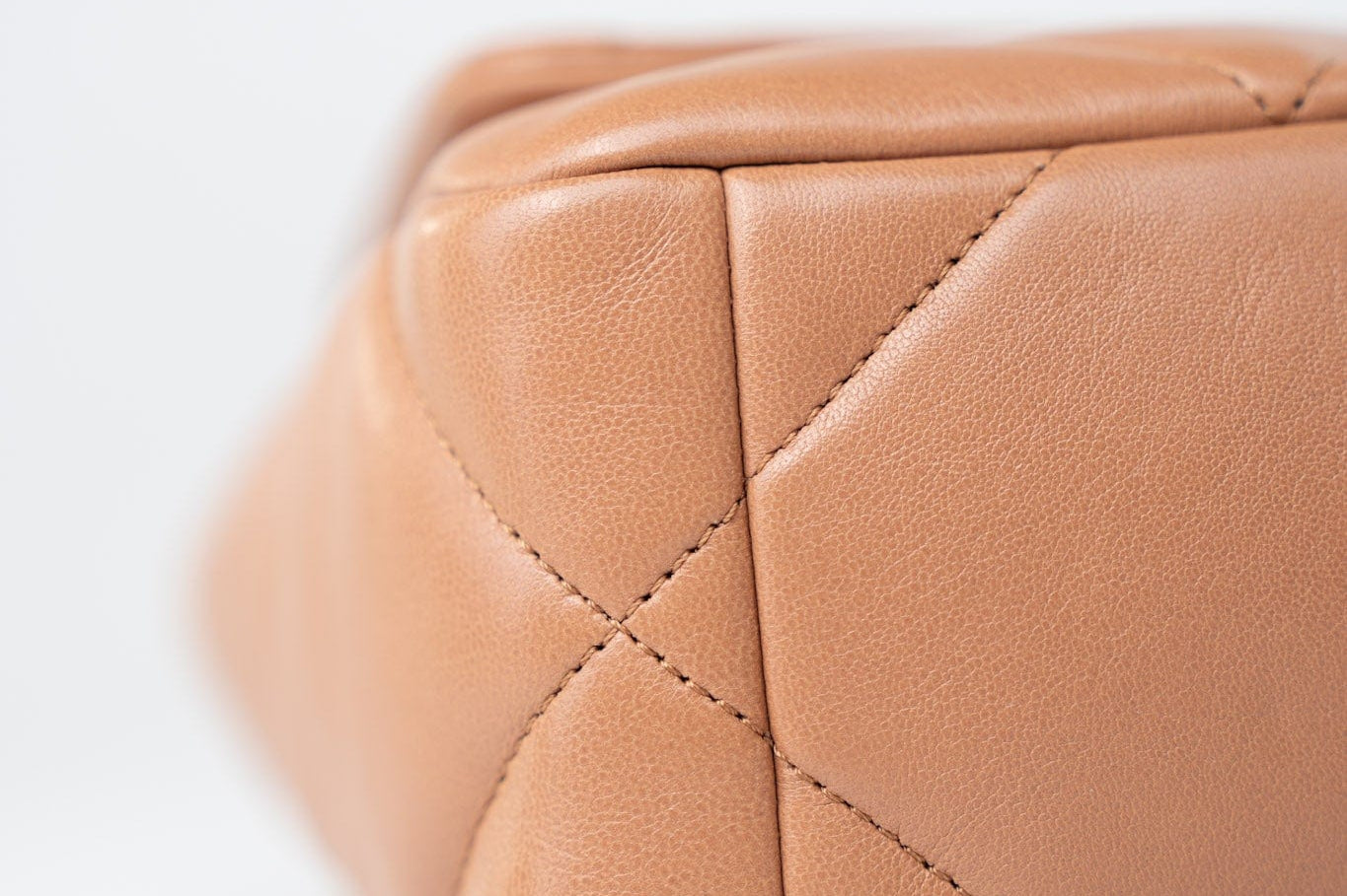 CHANEL Handbag Brown 21P Caramel Lambskin Quilted 19 Flap Small Mixed Hardware - Redeluxe