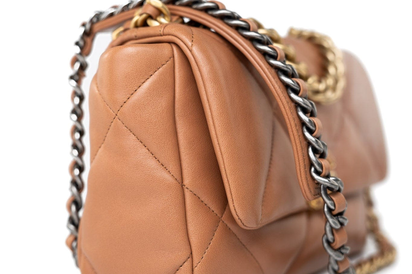 CHANEL Handbag Brown 21P Caramel Lambskin Quilted 19 Flap Small Mixed Hardware - Redeluxe