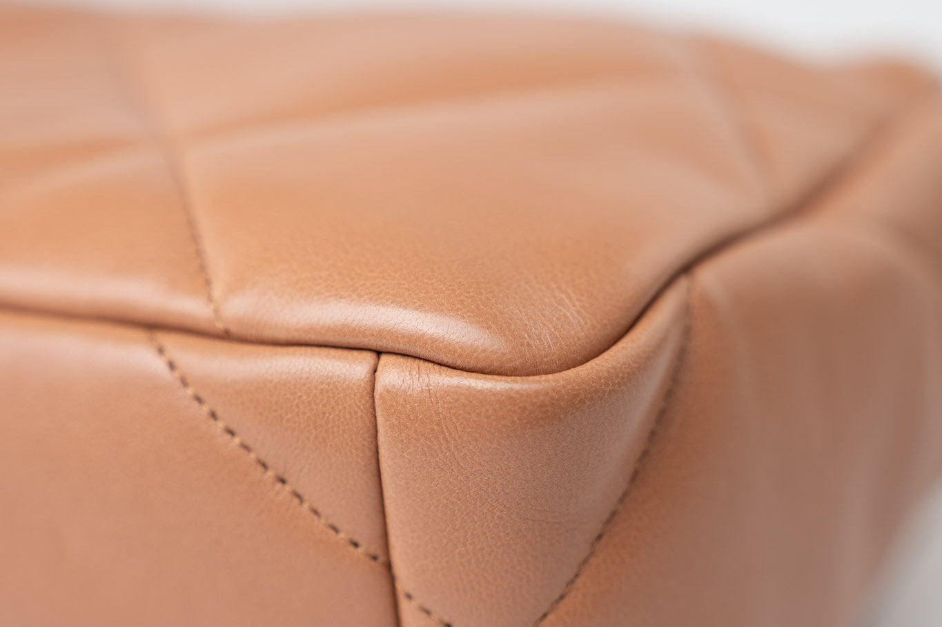 CHANEL Handbag Brown 21P Caramel Lambskin Quilted 19 Flap Small Mixed Hardware - Redeluxe