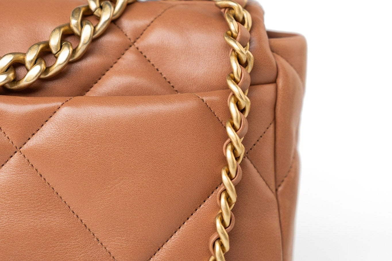 CHANEL Handbag Brown 21P Caramel Lambskin Quilted 19 Flap Small Mixed Hardware - Redeluxe