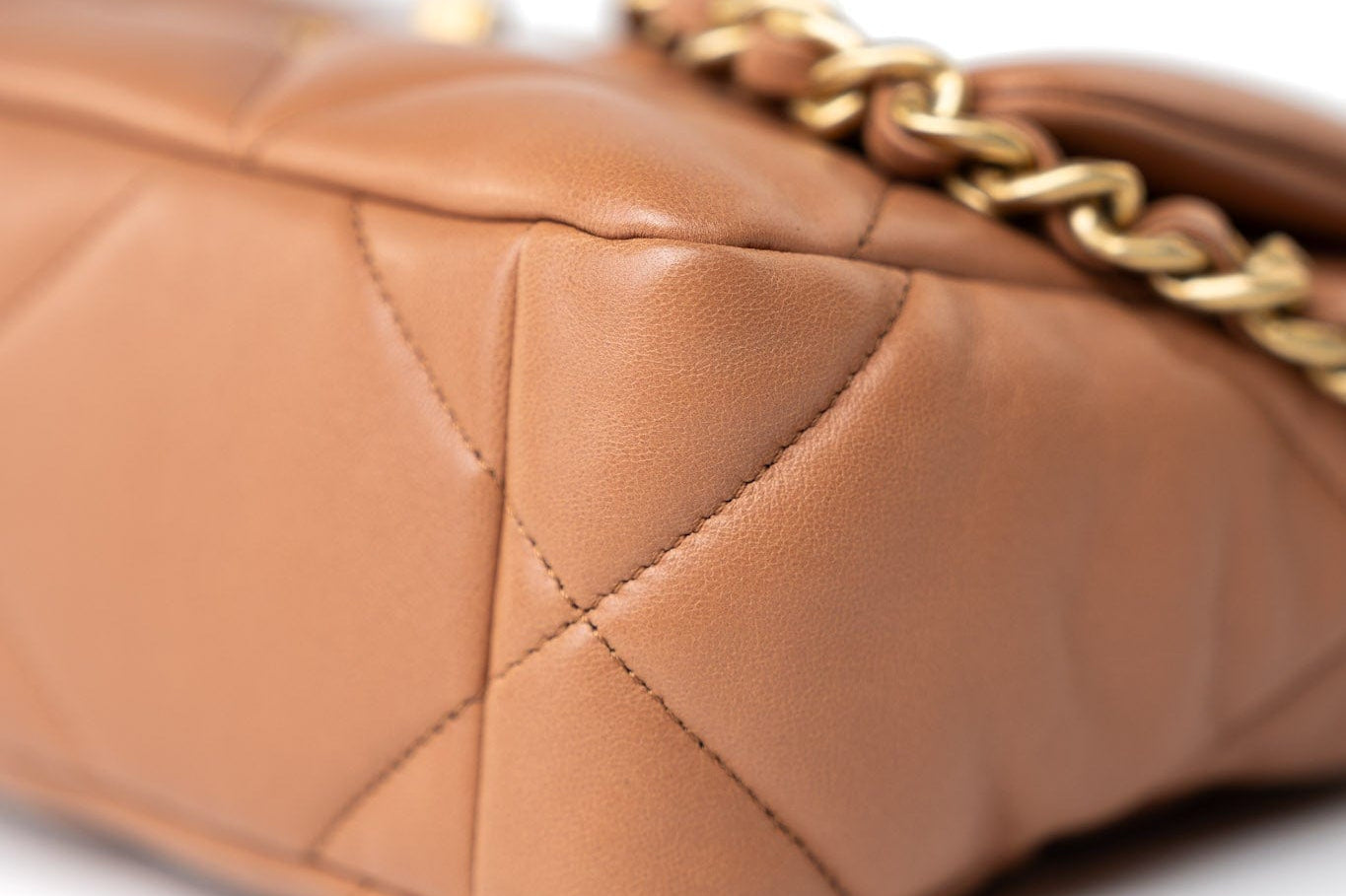 CHANEL Handbag Brown 21P Caramel Lambskin Quilted 19 Flap Small Mixed Hardware - Redeluxe