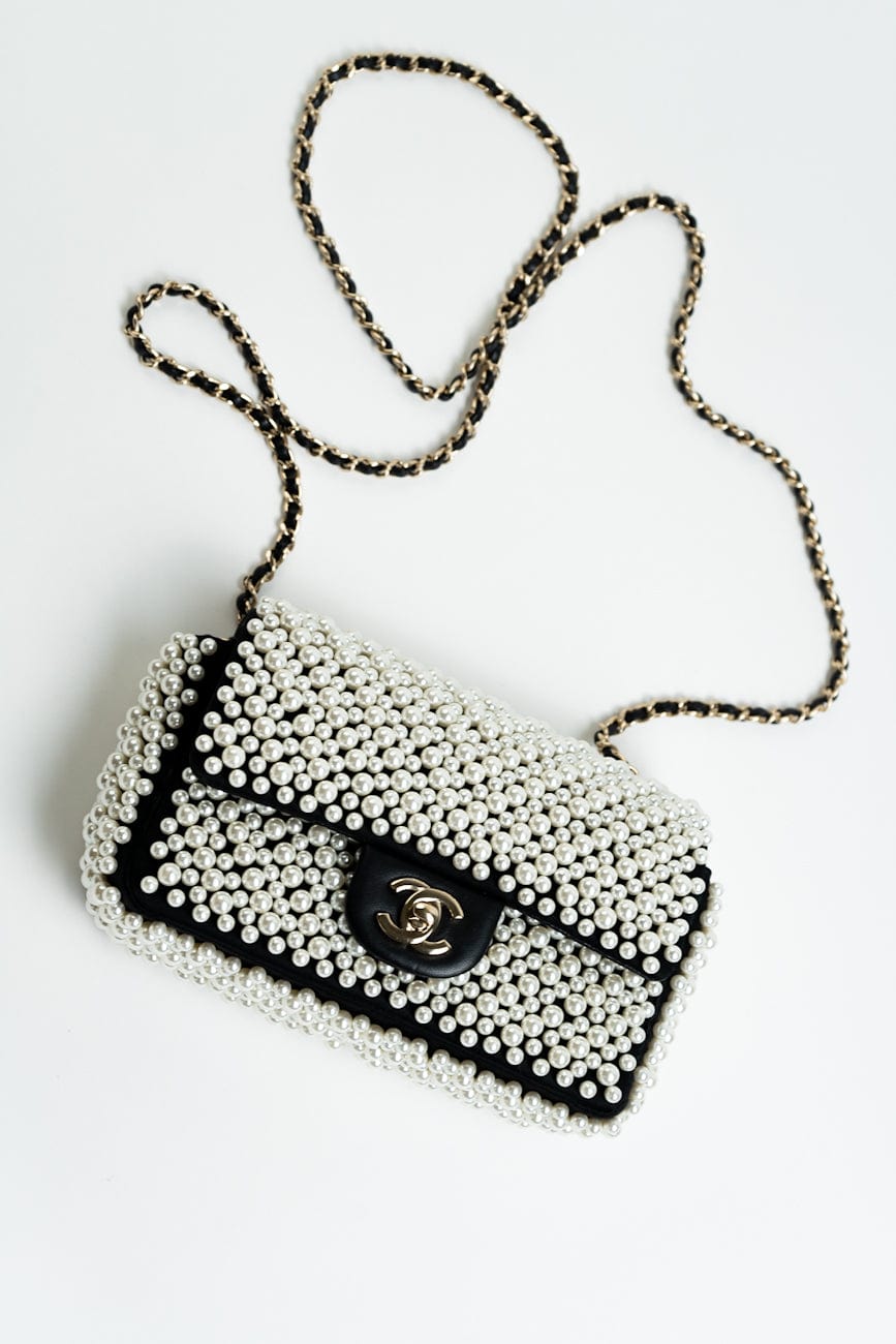 Chanel 19S Mini Pearl On Flap – REDELUXE - Main Image