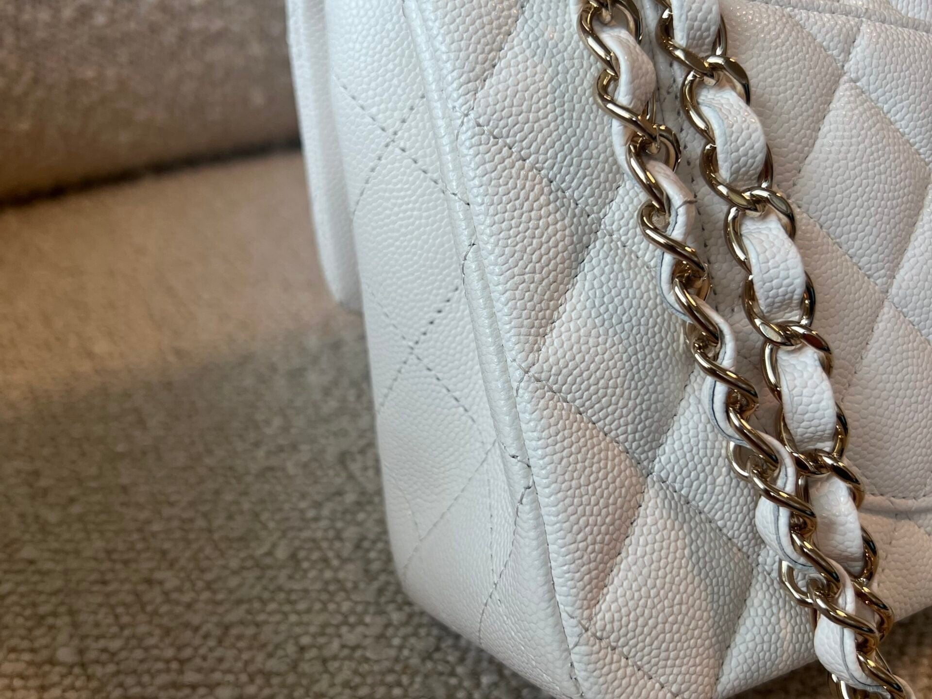 CHANEL Handbag Chanel 21A White Caviar Quilted Classic Flap Small LGHW - Redeluxe