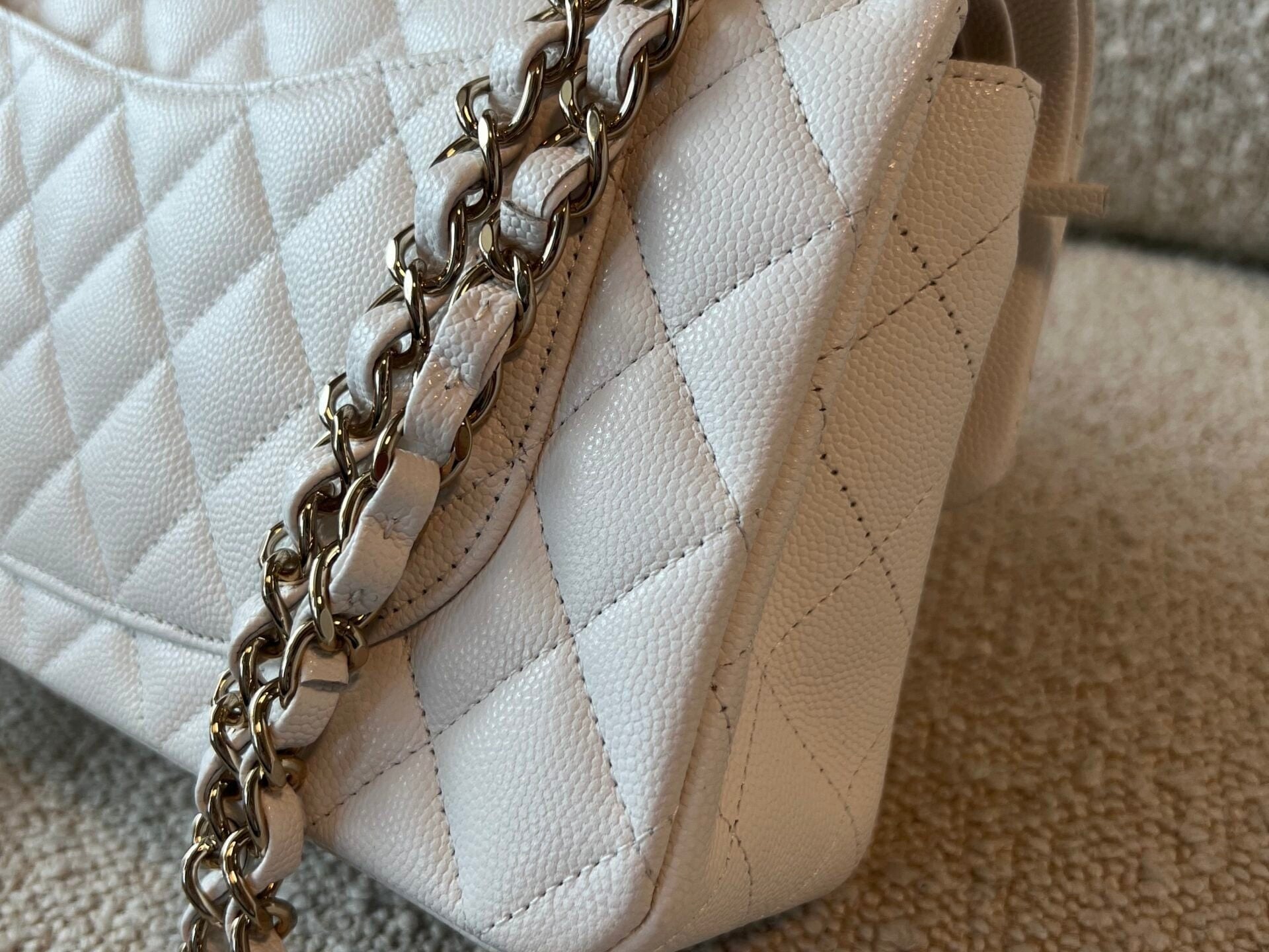 CHANEL Handbag Chanel 21A White Caviar Quilted Classic Flap Small LGHW - Redeluxe