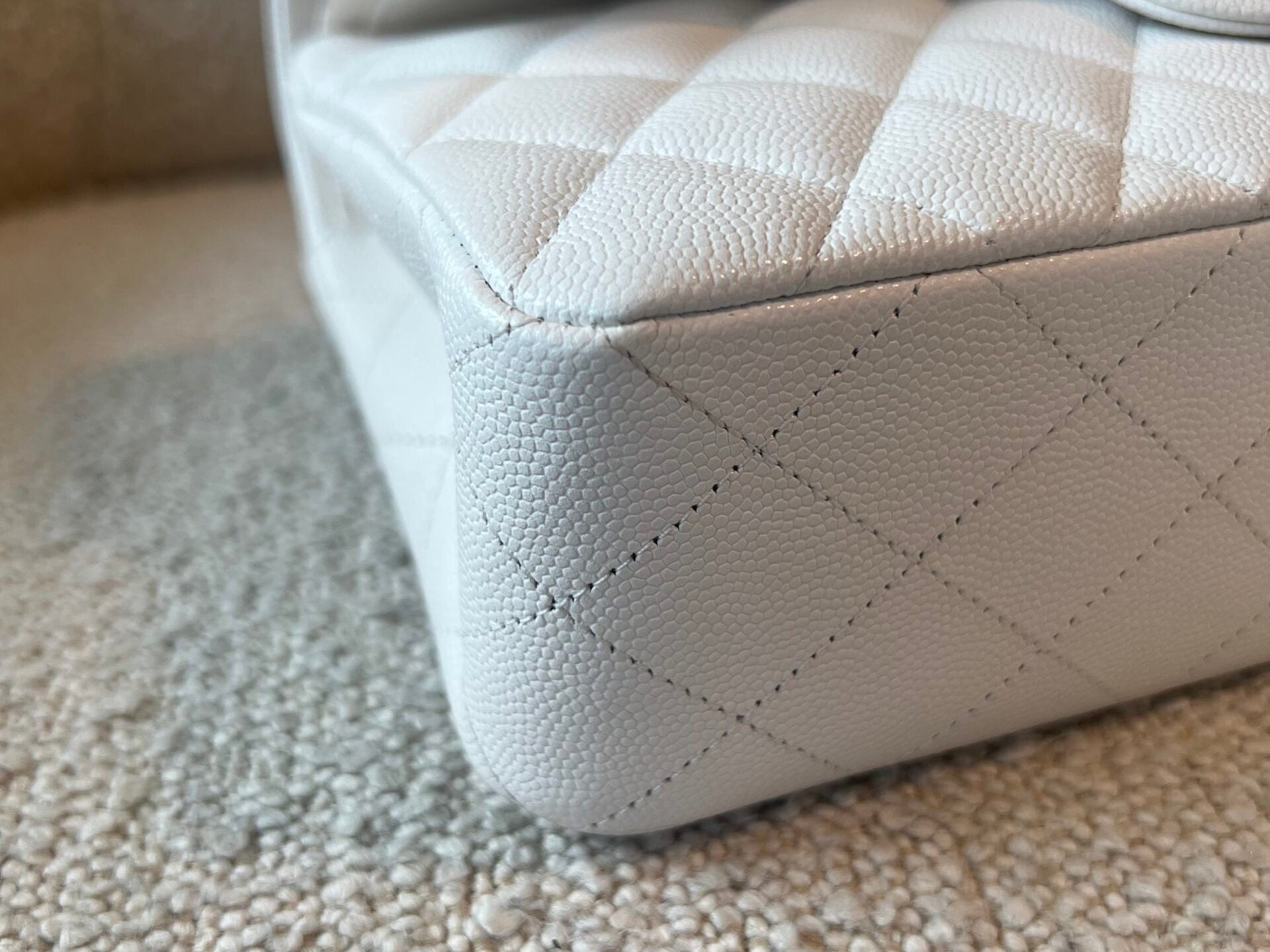 CHANEL Handbag Chanel 21A White Caviar Quilted Classic Flap Small LGHW - Redeluxe