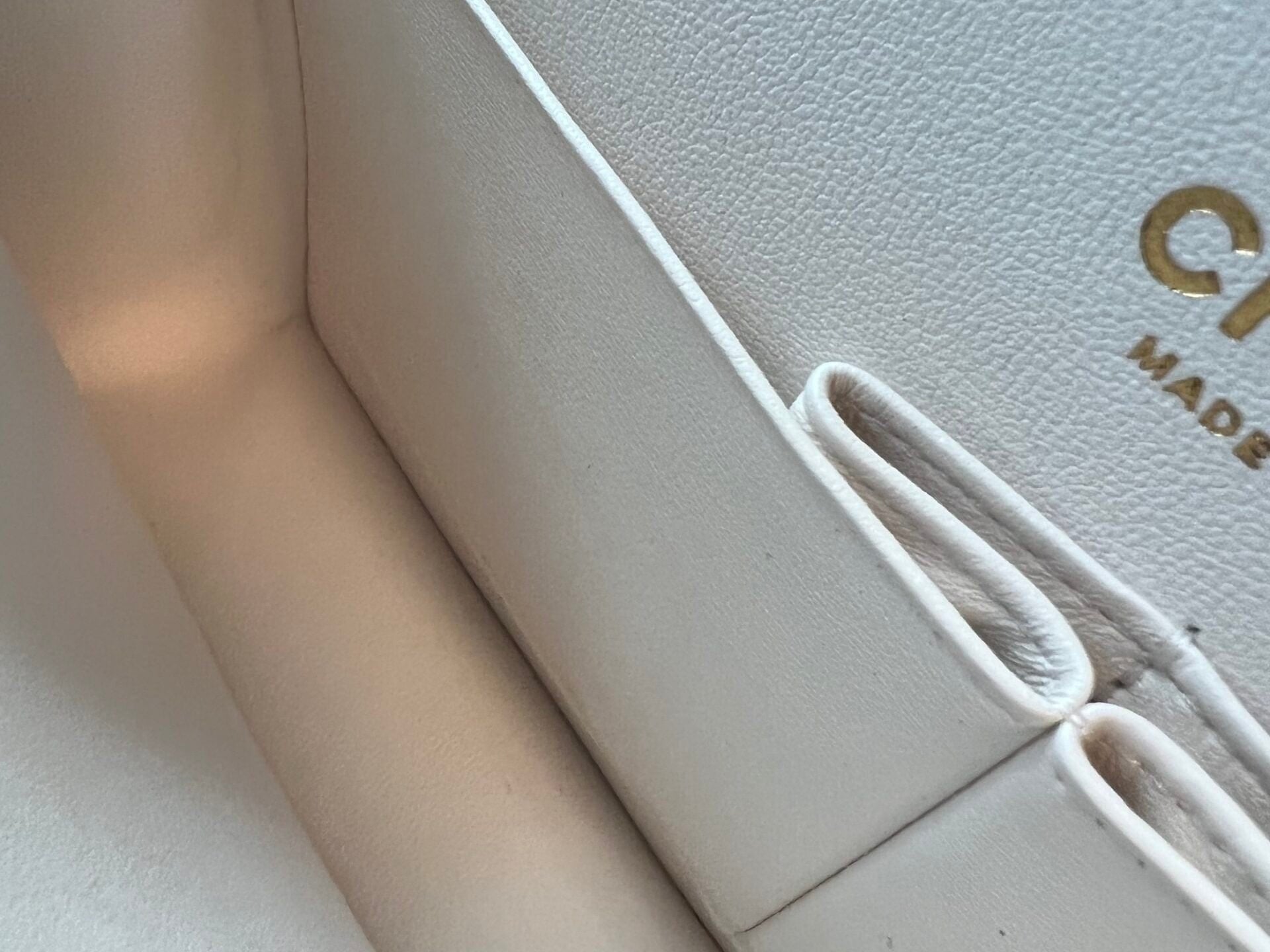 CHANEL Handbag Chanel 21A White Caviar Quilted Classic Flap Small LGHW - Redeluxe