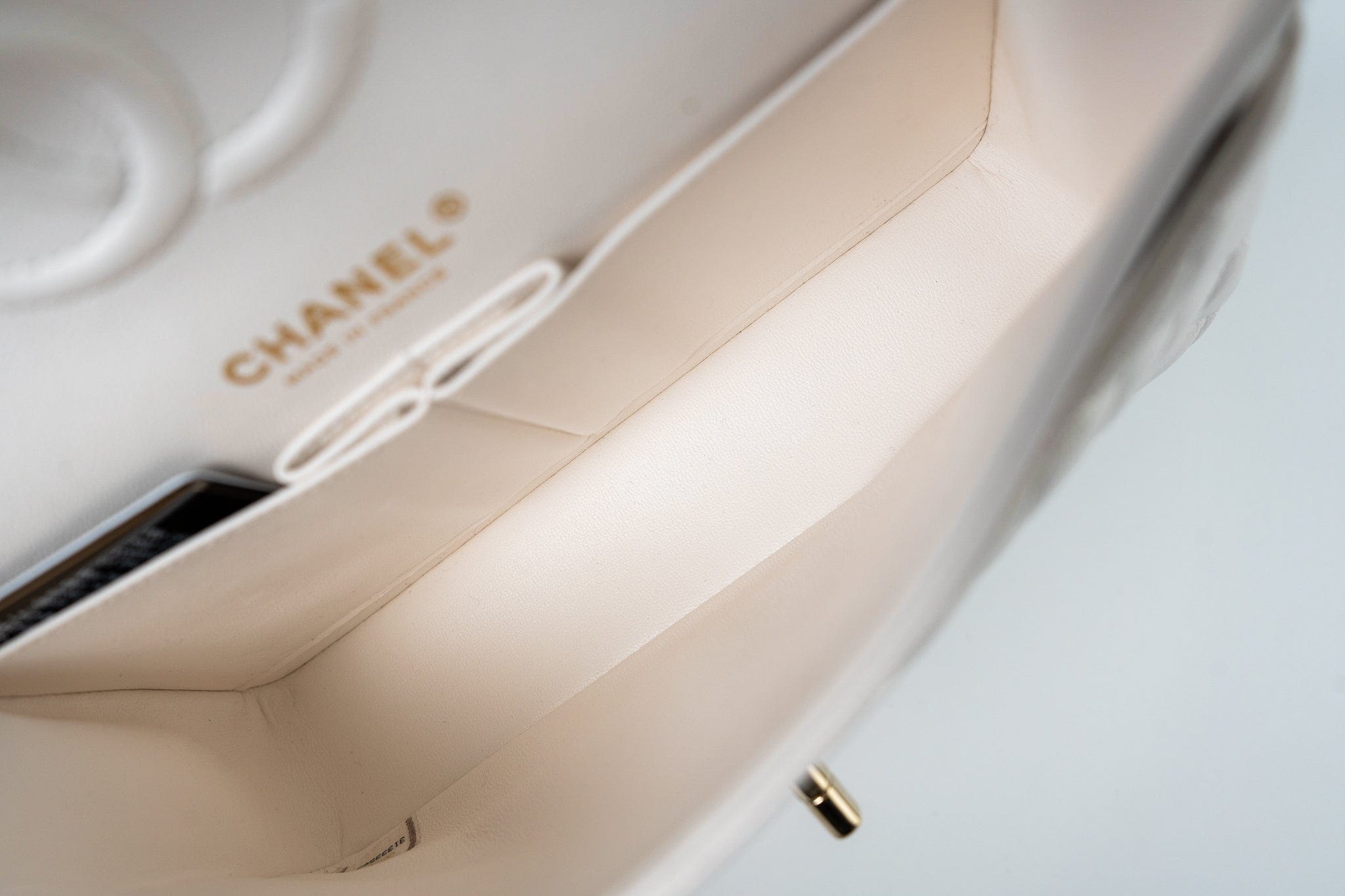 CHANEL Handbag Chanel 21S White Caviar Quilted Classic Flap Small LGHW - Redeluxe