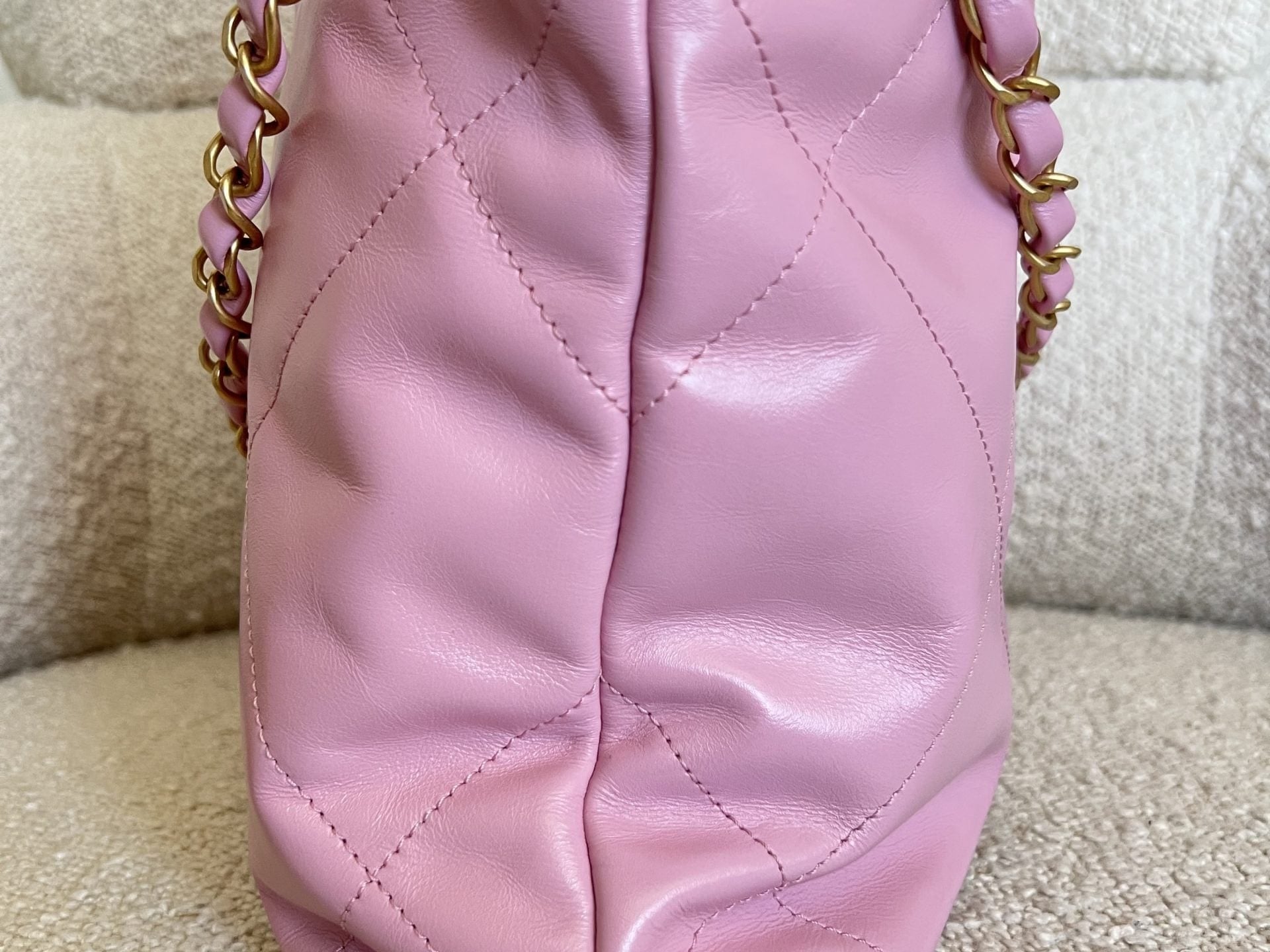 CHANEL Handbag Chanel 22 Pink Shiny Calfskin Quilted Drawstring Bag Small GHW - Redeluxe