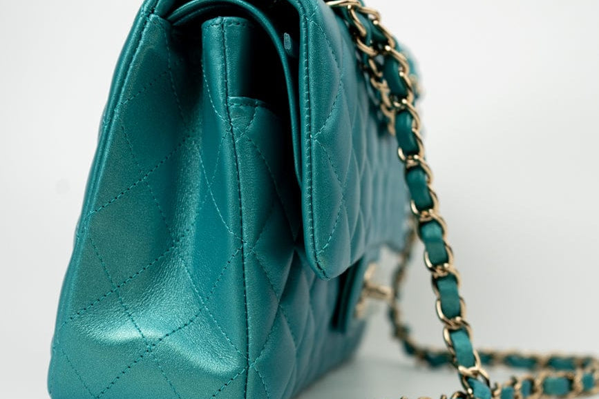 CHANEL Handbag Green 21S Iridescent Green Lambskin Quilted Classic Flap Medium LGHW - Redeluxe