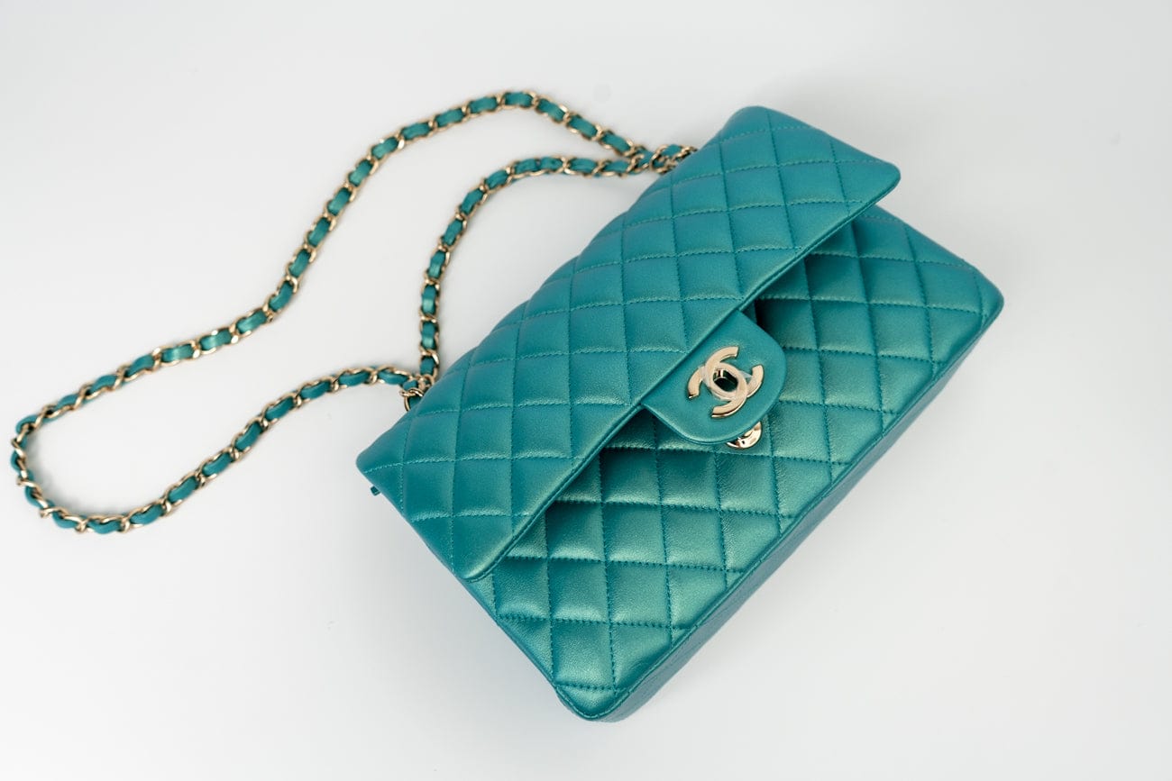 CHANEL Handbag Green 21S Iridescent Green Lambskin Quilted Classic Flap Medium LGHW - Redeluxe