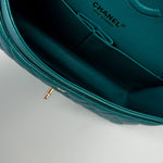 CHANEL Handbag Green 21S Iridescent Green Lambskin Quilted Classic Flap Medium LGHW - Redeluxe