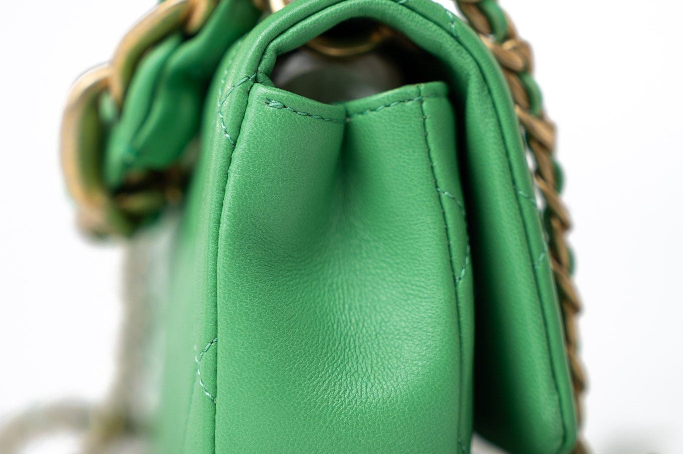 CHANEL Handbag Green Mini Green Lambskin Quilted Entwined Single Flap Antique Gold Hardware - Redeluxe