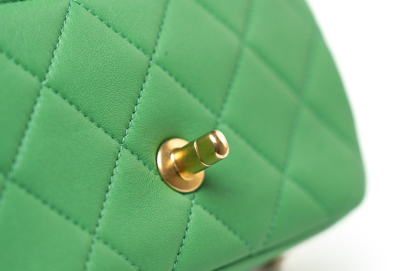 CHANEL Handbag Green Mini Green Lambskin Quilted Entwined Single Flap Antique Gold Hardware - Redeluxe