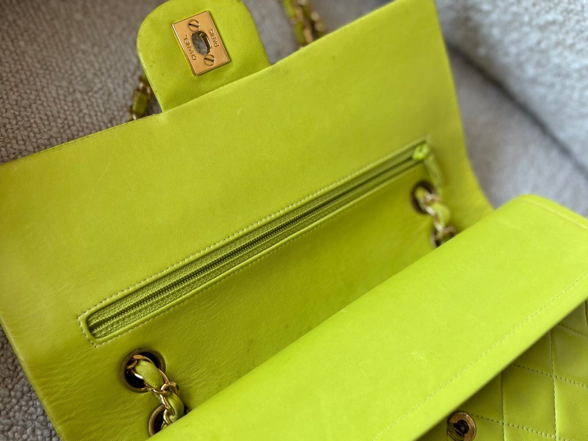 CHANEL Handbag Vintage Neon Green Lambskin Quilted Classic Double Flap Medium Gold Hardware - Redeluxe