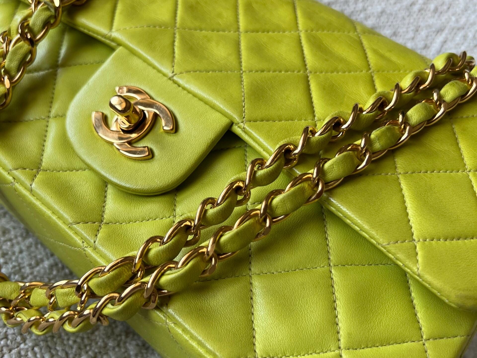 CHANEL Handbag Vintage Neon Green Lambskin Quilted Classic Double Flap Medium Gold Hardware - Redeluxe