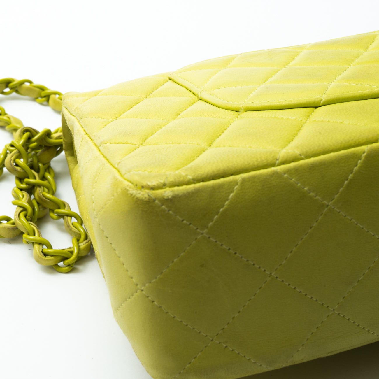 CHANEL Handbag Vintage Neon Green Lambskin Quilted Classic Flap Medium - Redeluxe