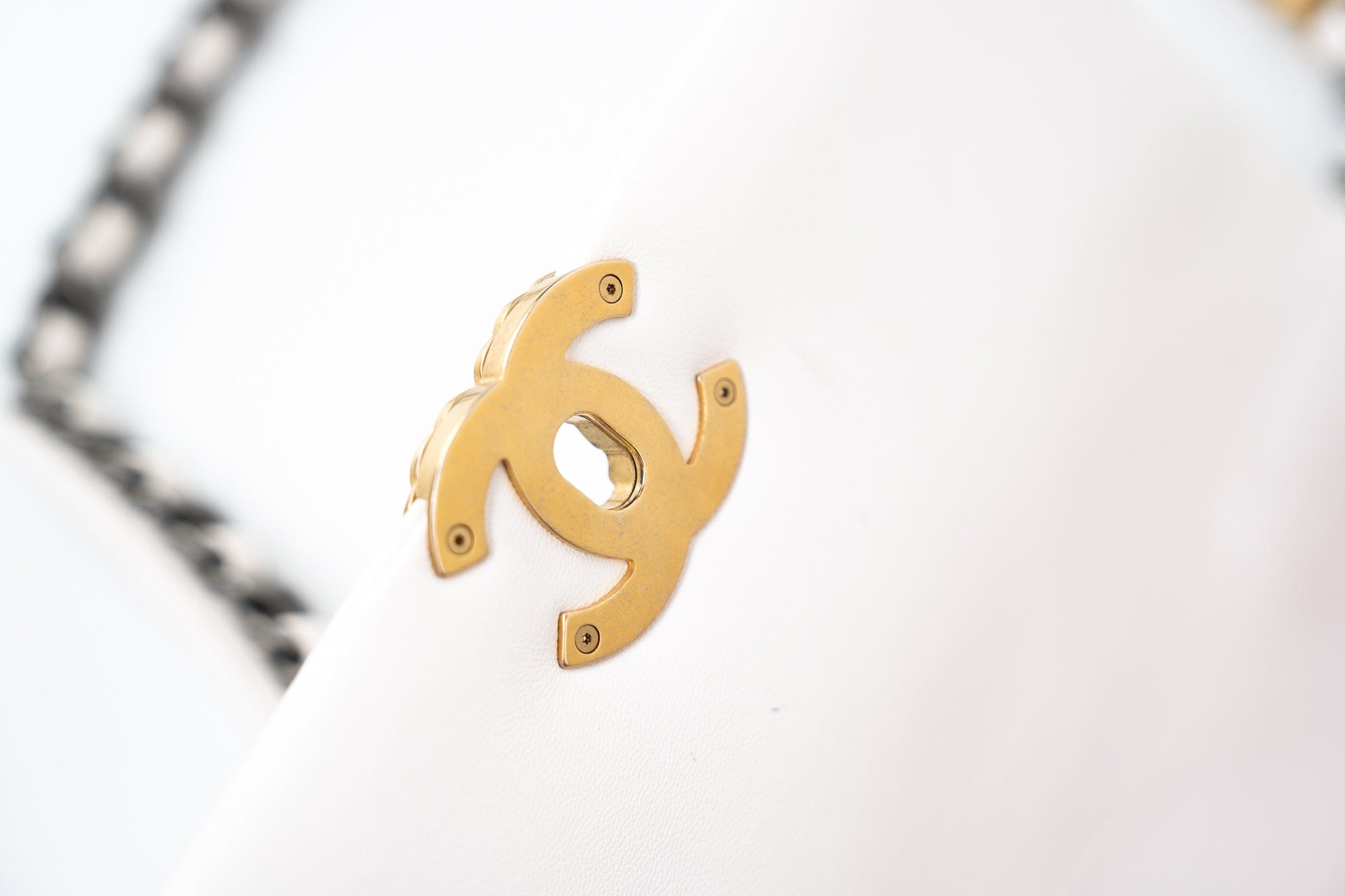 CHANEL Handbag White 21p White 19 Lambskin Quilted 19 Flap Small - Redeluxe