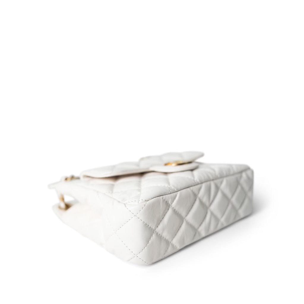 CHANEL Handbag White White Shiny Crumpled Calfskin Hobo Bag Small Aged Gold Hardware - Redeluxe