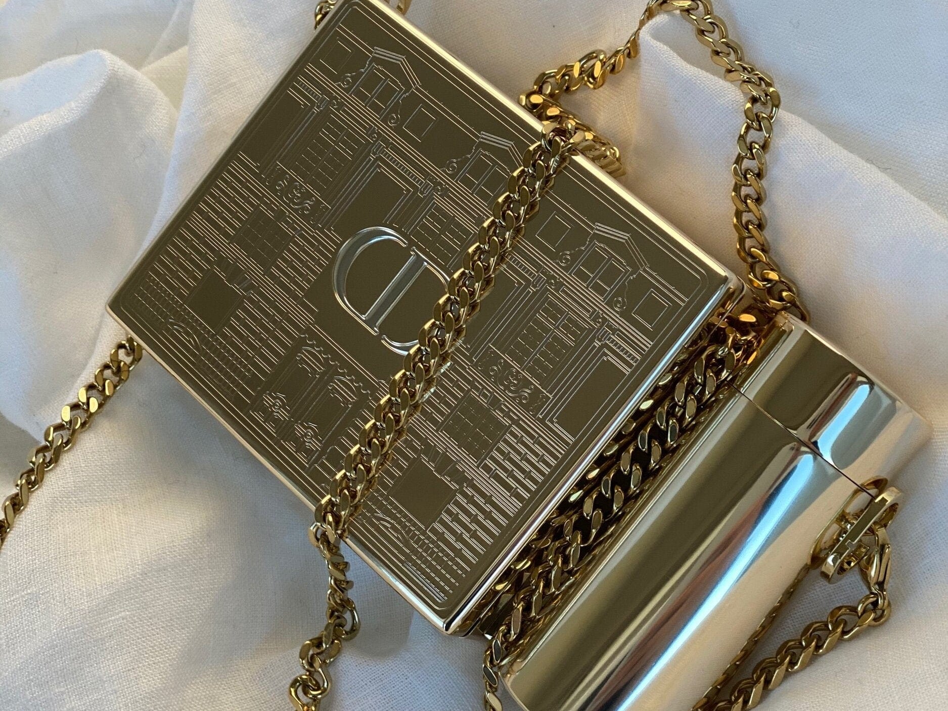 CHANEL Lipstick DIOR Rouge Dior Minaudiere  - The Atelier of Dreams Limited Edition - Redeluxe