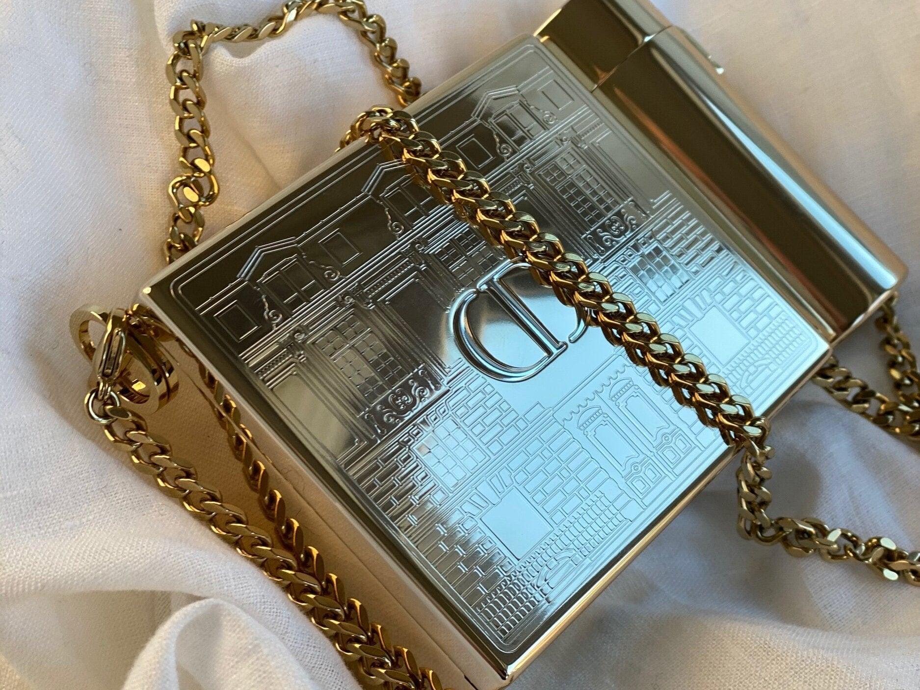 CHANEL Lipstick DIOR Rouge Dior Minaudiere  - The Atelier of Dreams Limited Edition - Redeluxe