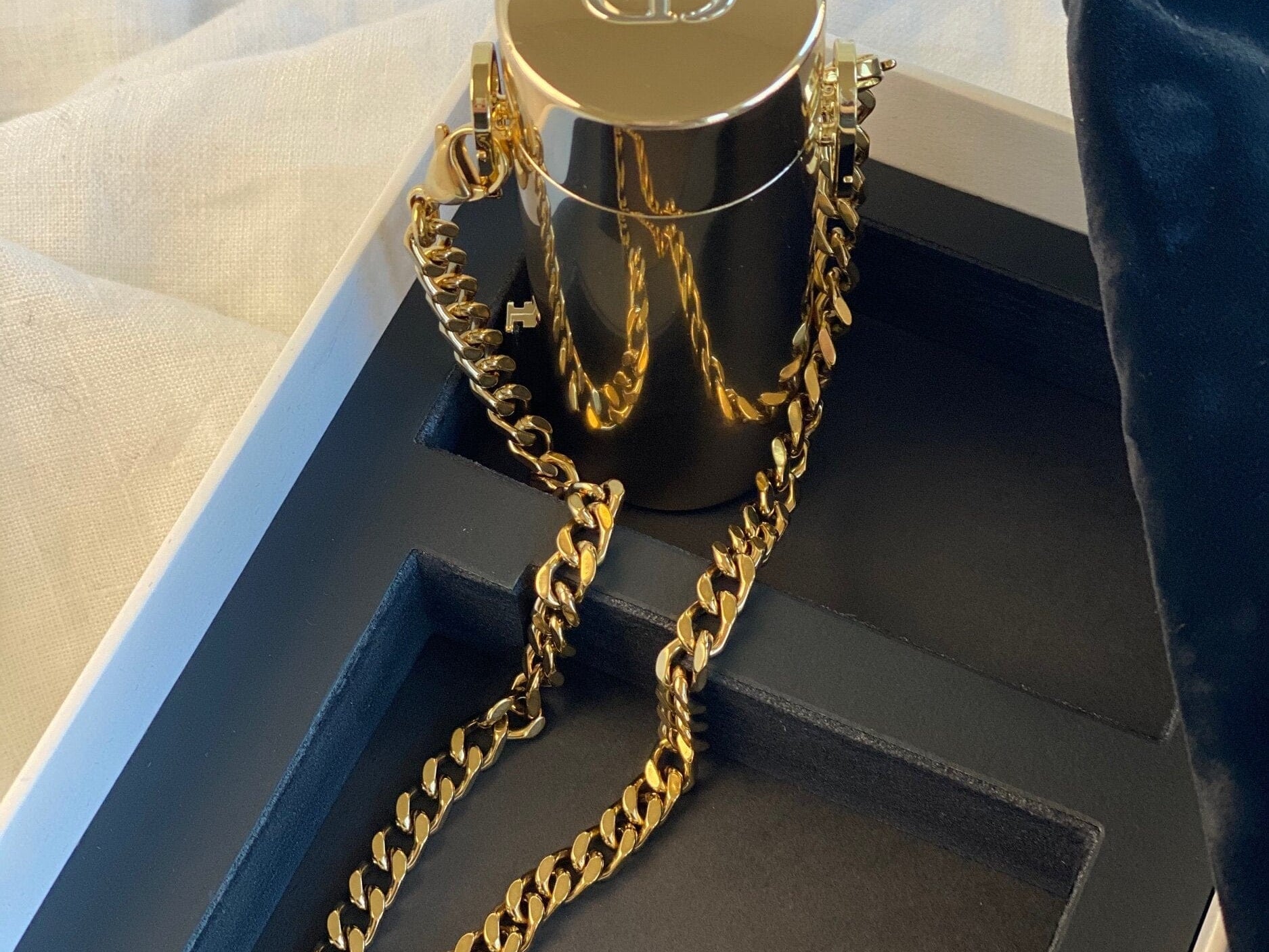 CHANEL Lipstick DIOR Rouge Dior Minaudiere  - The Atelier of Dreams Limited Edition - Redeluxe