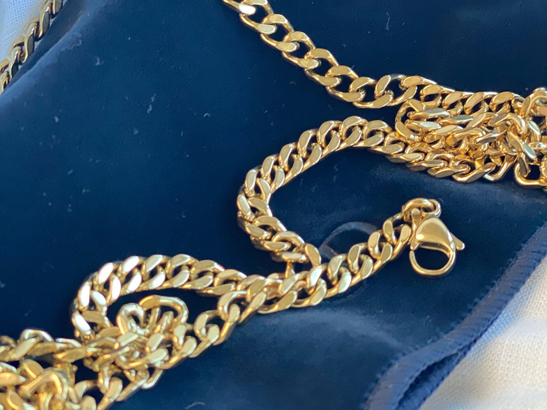 CHANEL Lipstick DIOR Rouge Dior Minaudiere  - The Atelier of Dreams Limited Edition - Redeluxe