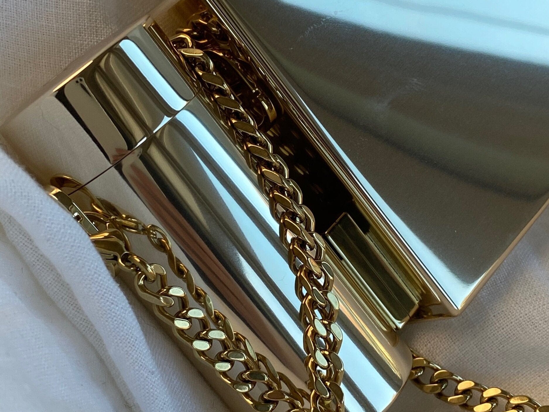 CHANEL Lipstick DIOR Rouge Dior Minaudiere  - The Atelier of Dreams Limited Edition - Redeluxe