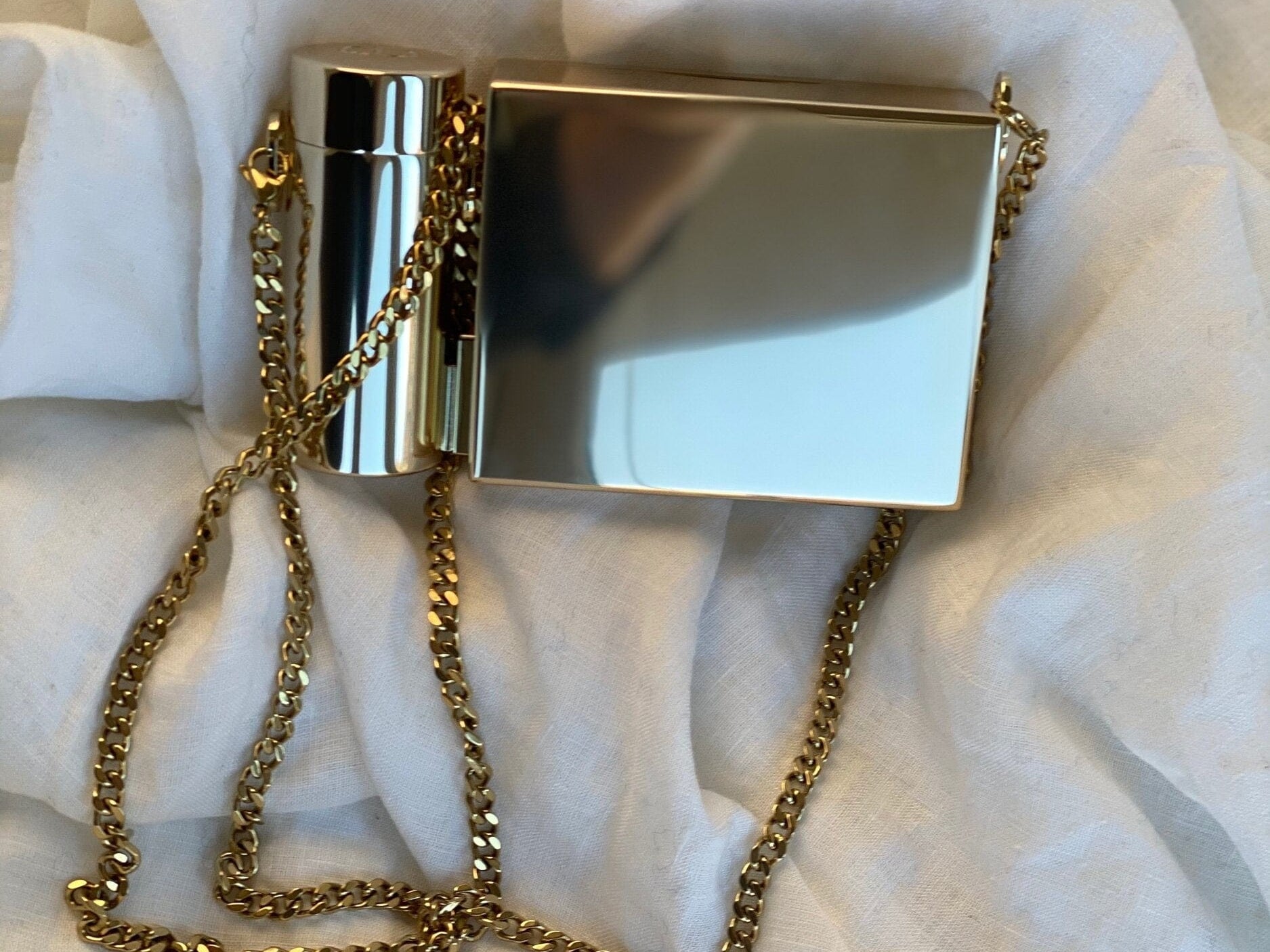 CHANEL Lipstick DIOR Rouge Dior Minaudiere  - The Atelier of Dreams Limited Edition - Redeluxe