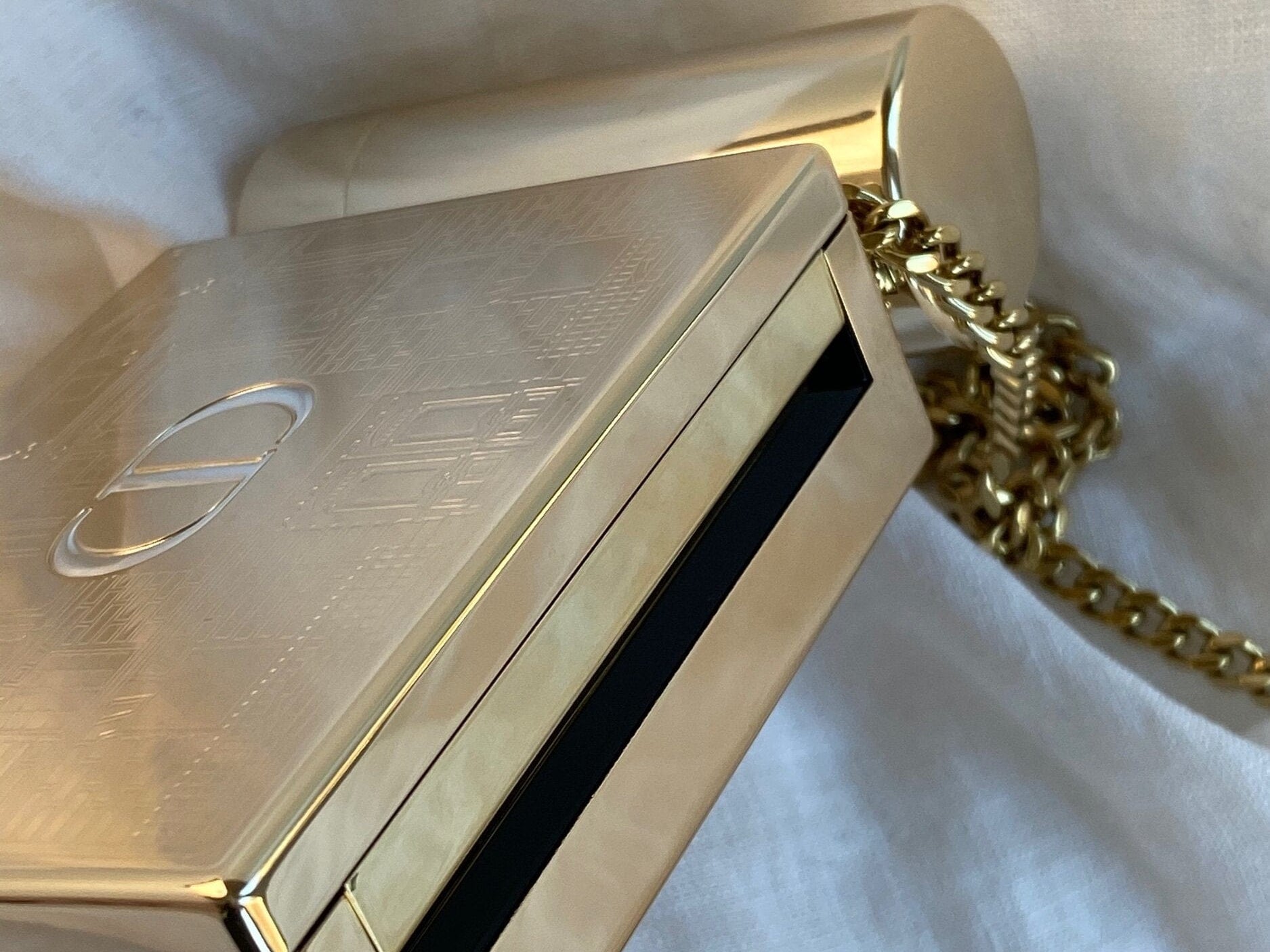 CHANEL Lipstick DIOR Rouge Dior Minaudiere  - The Atelier of Dreams Limited Edition - Redeluxe