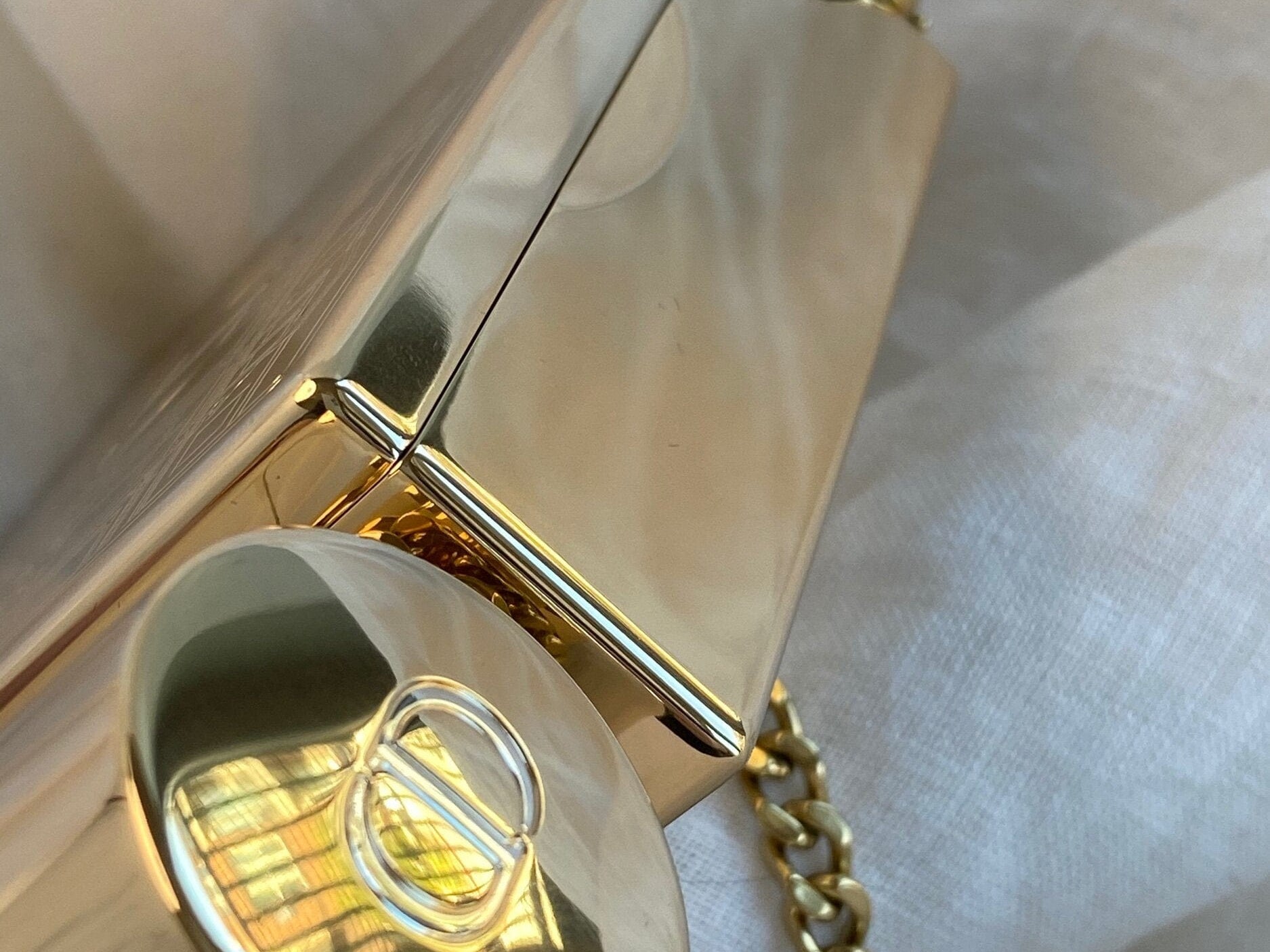 CHANEL Lipstick DIOR Rouge Dior Minaudiere  - The Atelier of Dreams Limited Edition - Redeluxe