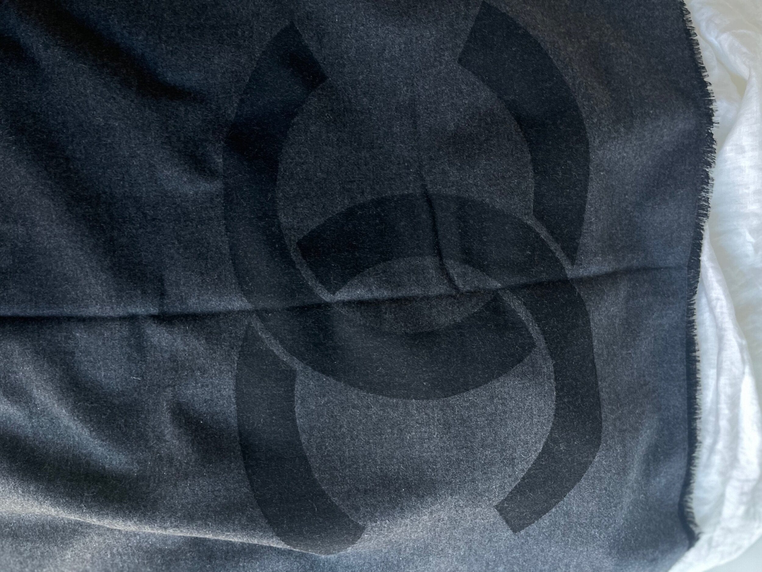 CHANEL Scarf Black Chanel Cashmere Scarf - Black - Redeluxe