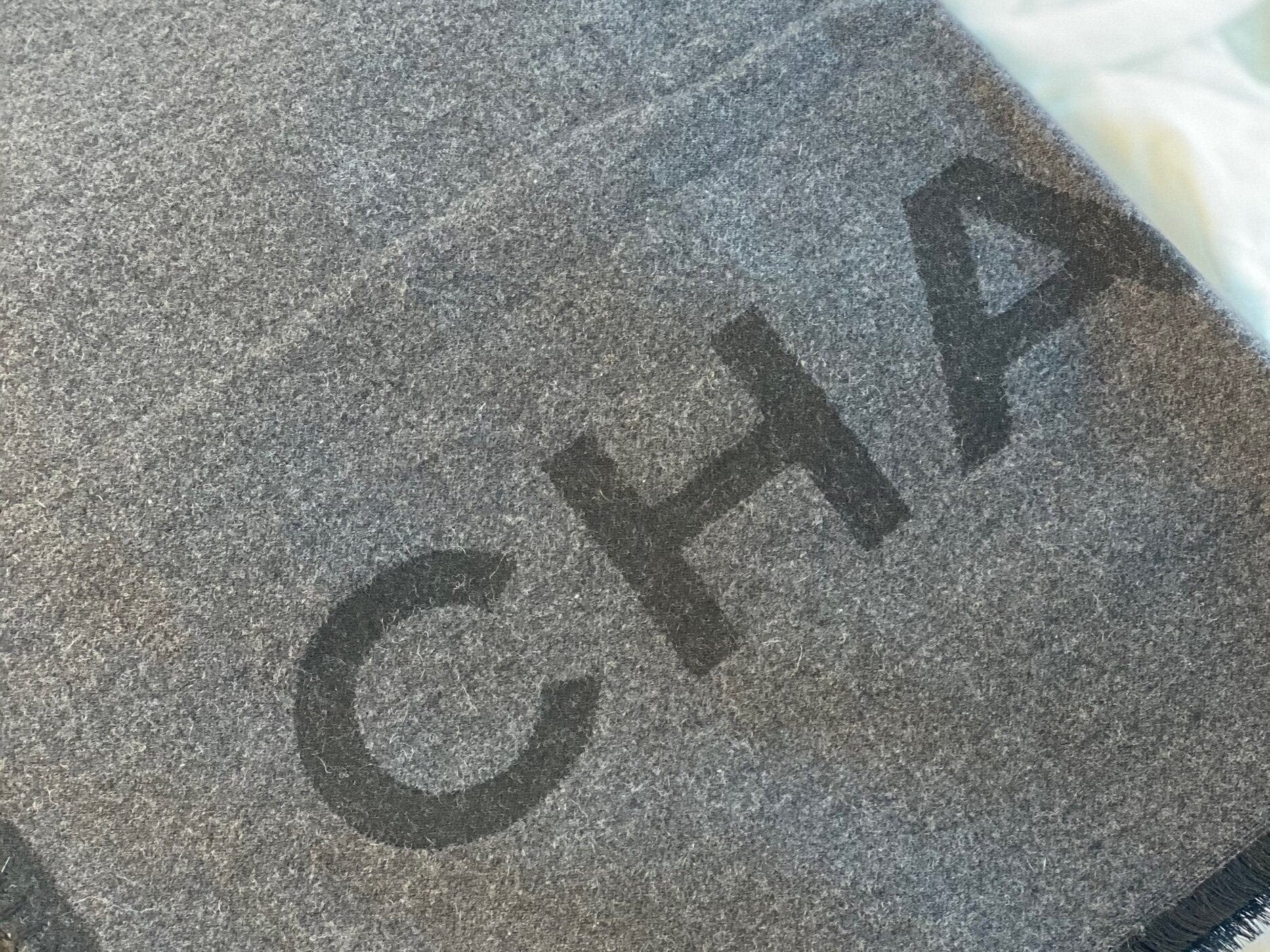 CHANEL Scarf Grey Chanel Cashmere Scarf - Grey - Redeluxe