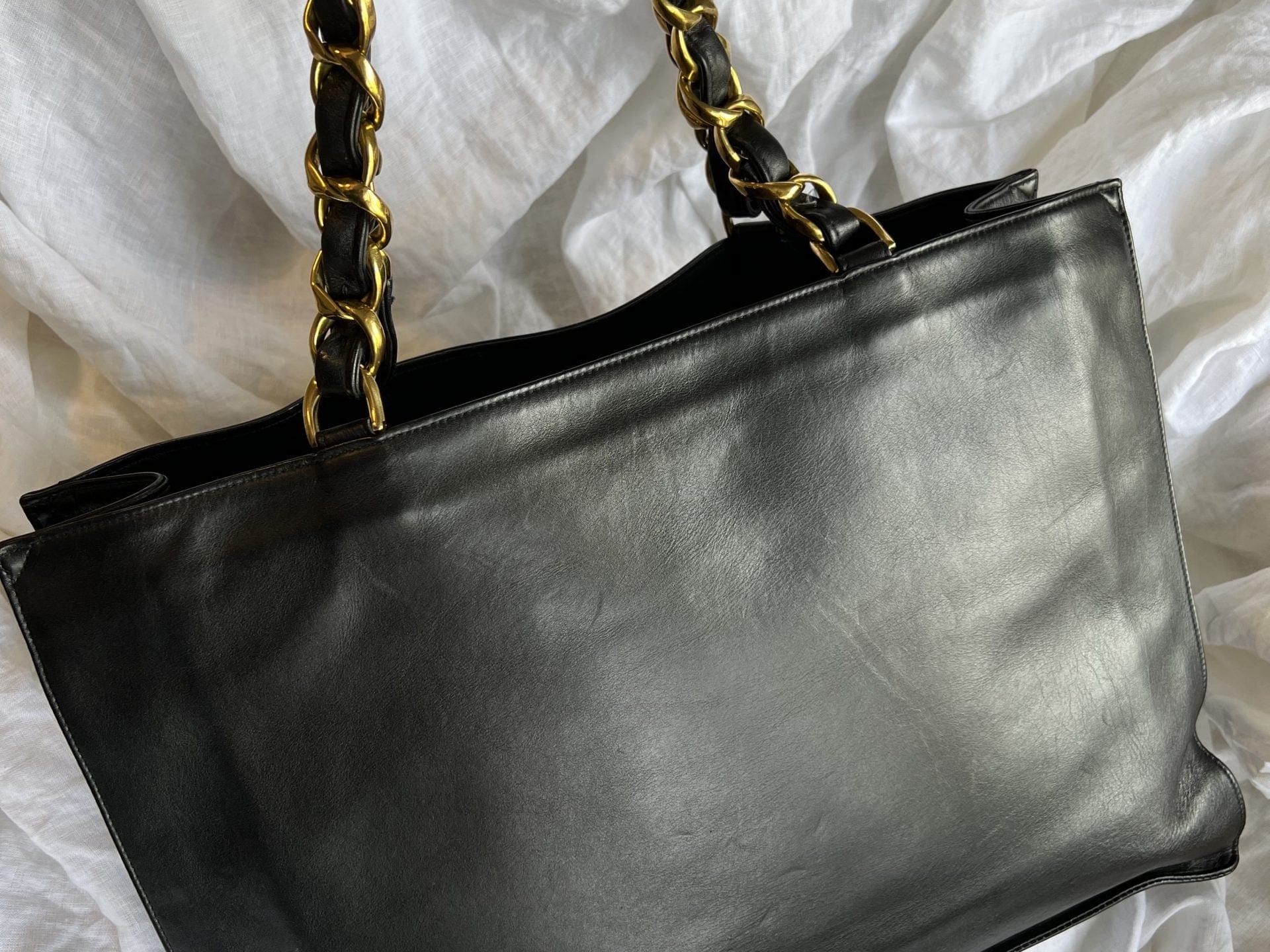 CHANEL Tote Chanel Black Vintage Lambskin Shopping Bag Tote 24K GHW - Redeluxe