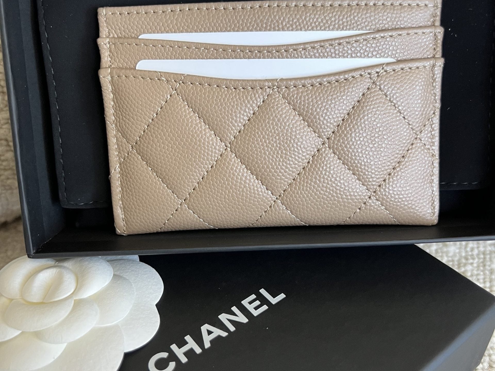 CHANEL Wallet 22A Dark Beige Caviar Quilted Card Holder LGHW - Redeluxe