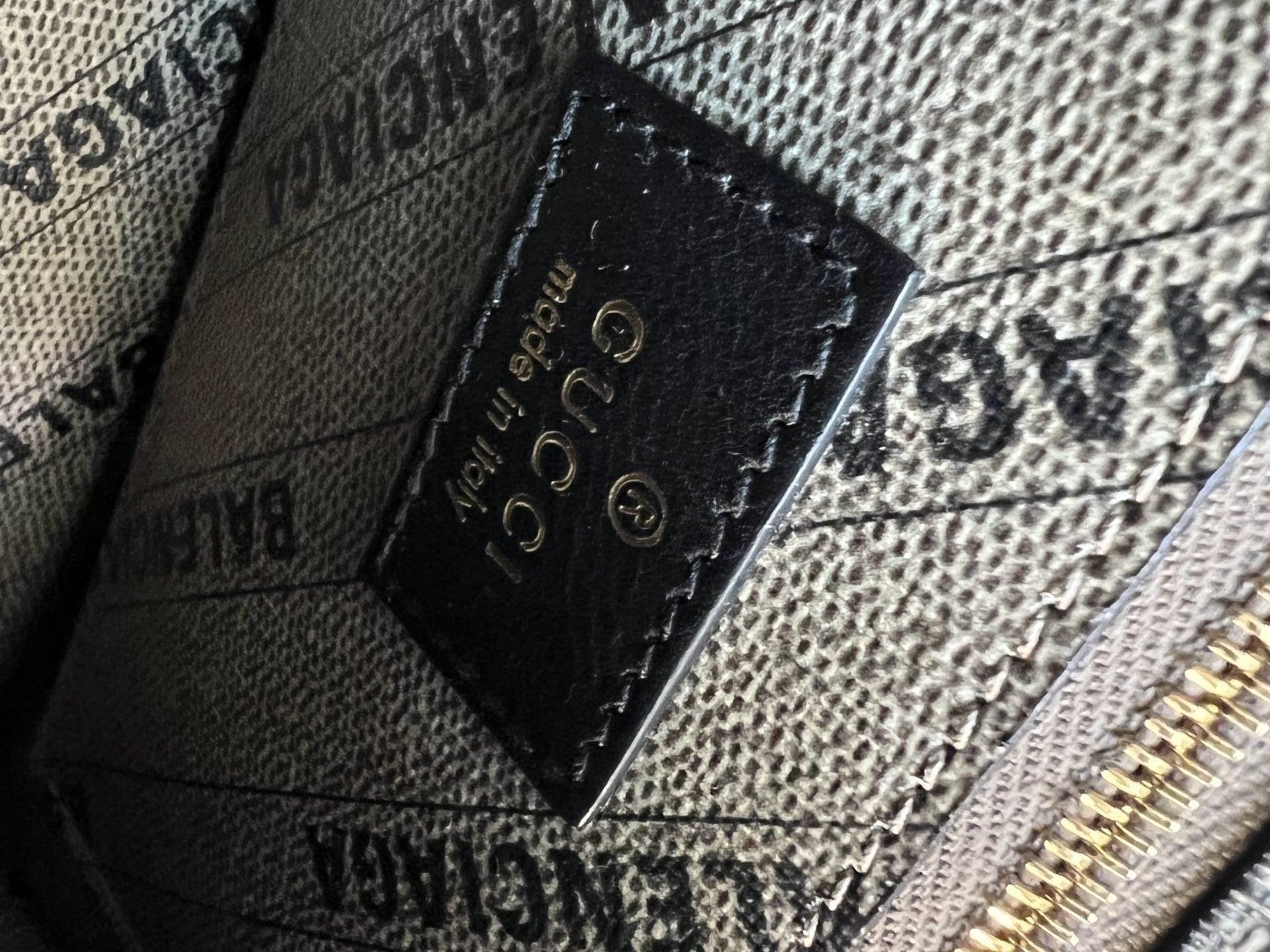 Gucci Handbag Gucci x Balenciaga The Hacker Project Small Hourglass Top Handle Bag Beige /Ebony - Redeluxe