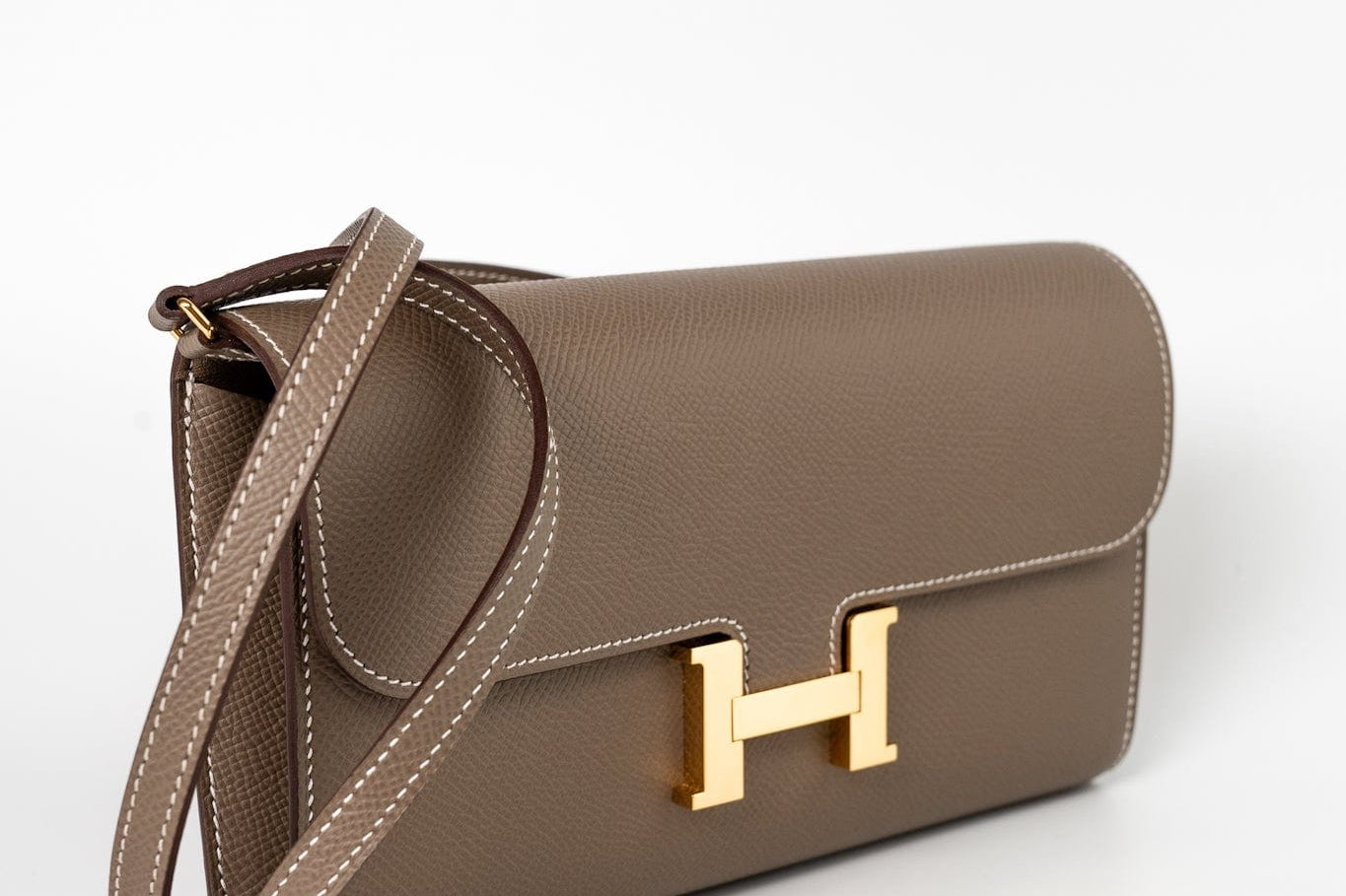 Hermes Clutch Hermès Etoupe Epsom Constance To Go Wallet 18cm Gold Hardware - Redeluxe