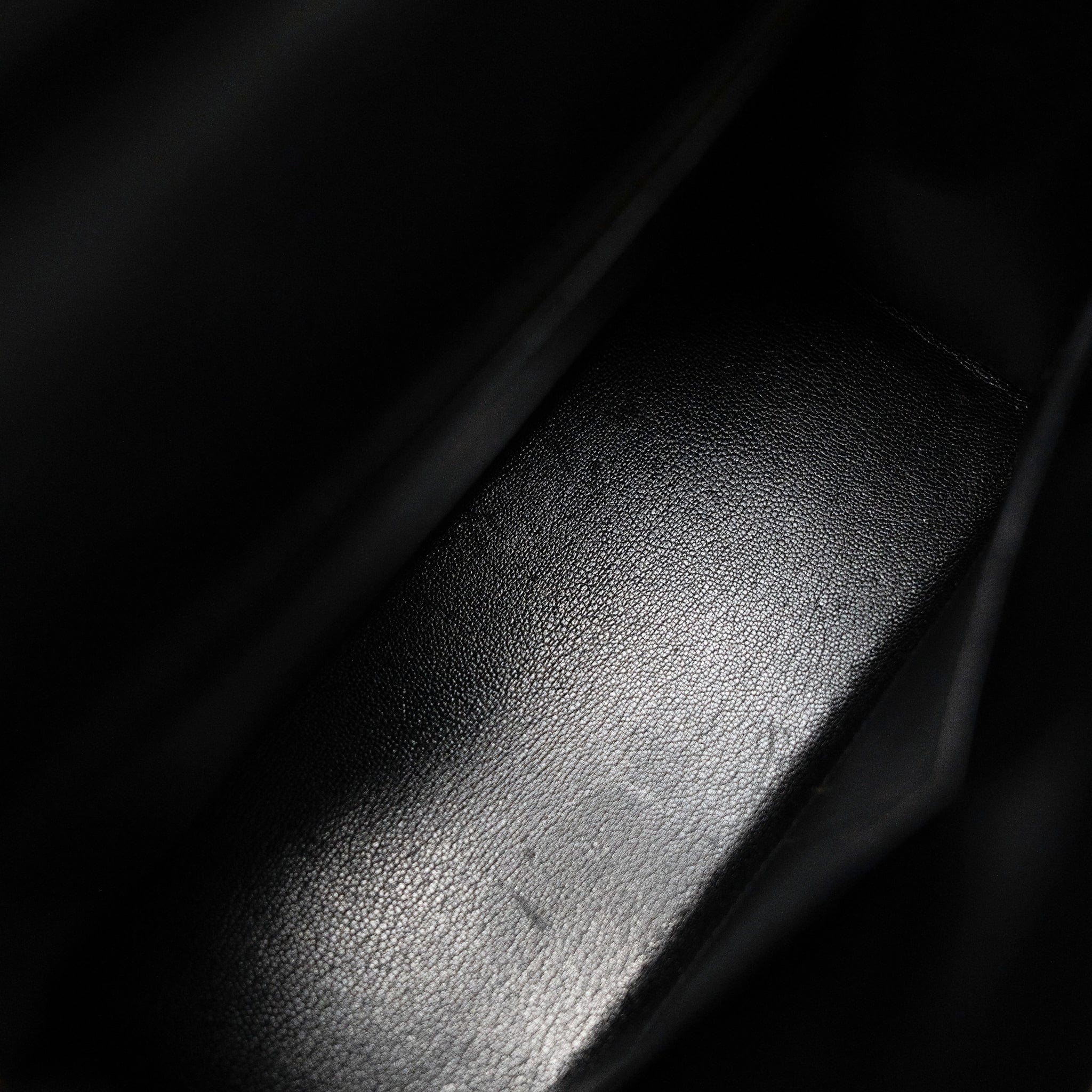 Hermes Handbag Black Kelly Sellier 28 Black Box Calfskin Gold Plated Y Circle Stamp - Redeluxe