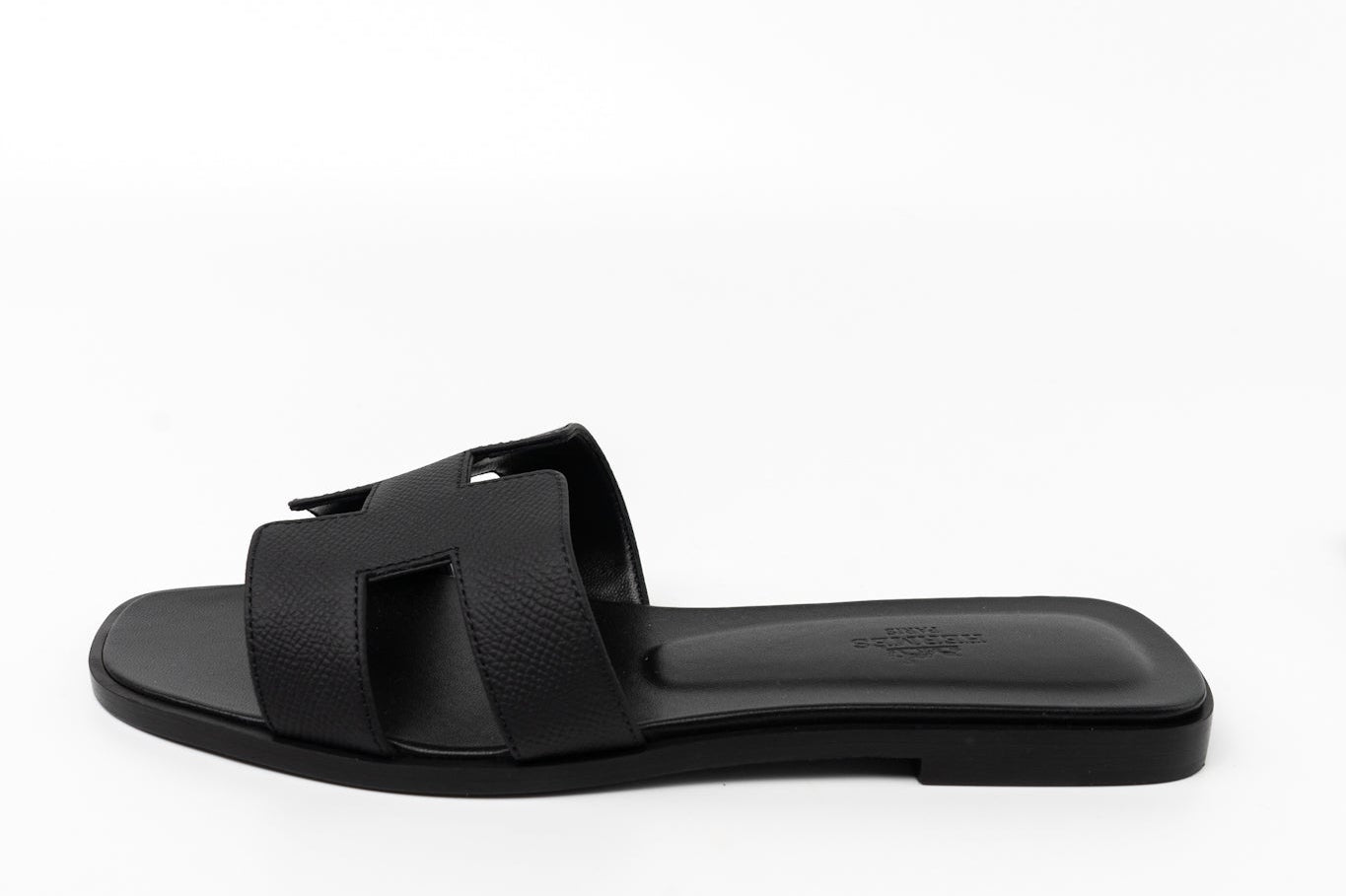 Hermes Sandals Hermès Veau Epson Oran Sandals Black/ Noir 38 - Redeluxe
