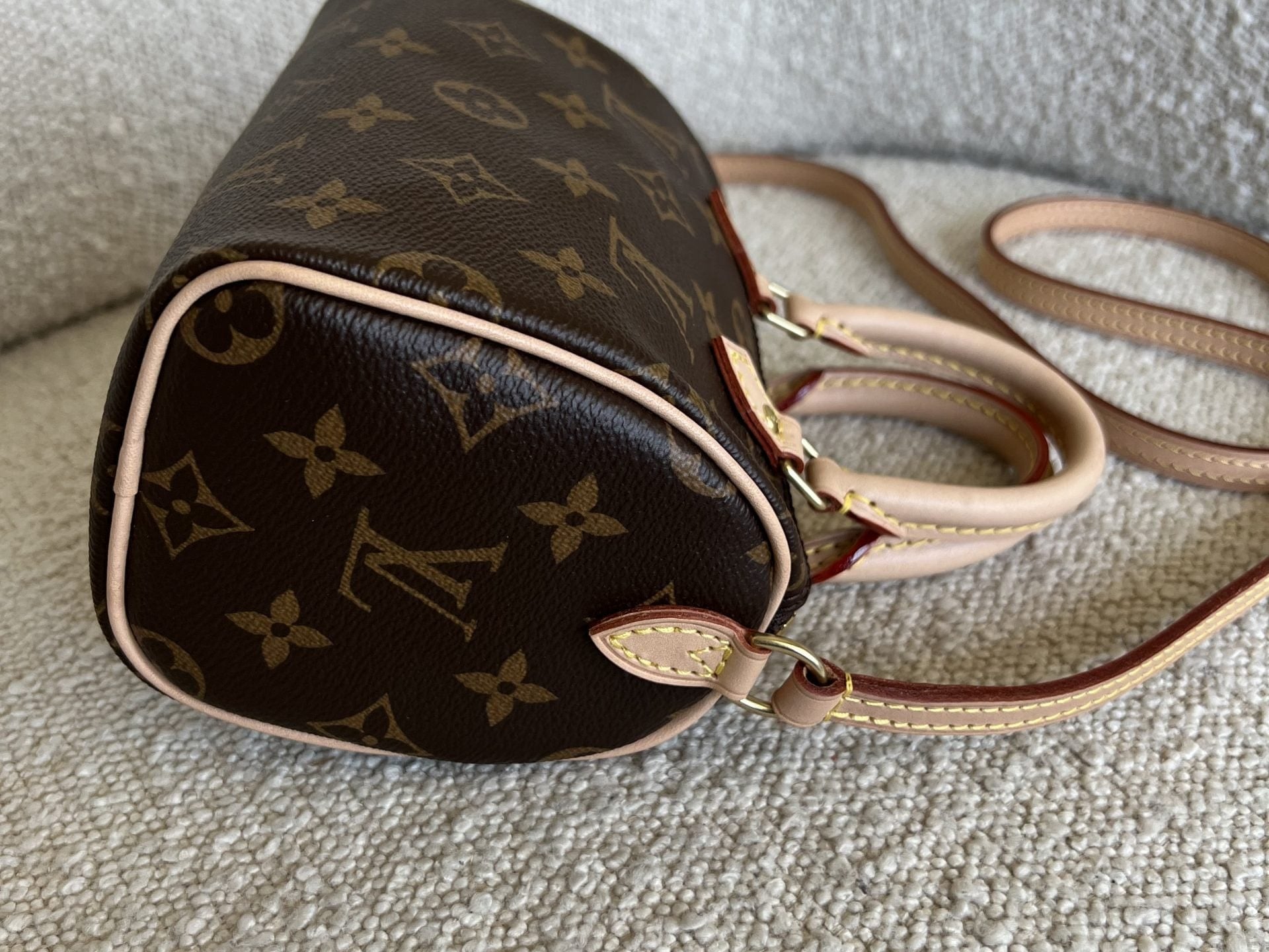 Louis Vuitton Handbag LOUIS VUITTON Monogram Nano Speedy - Redeluxe