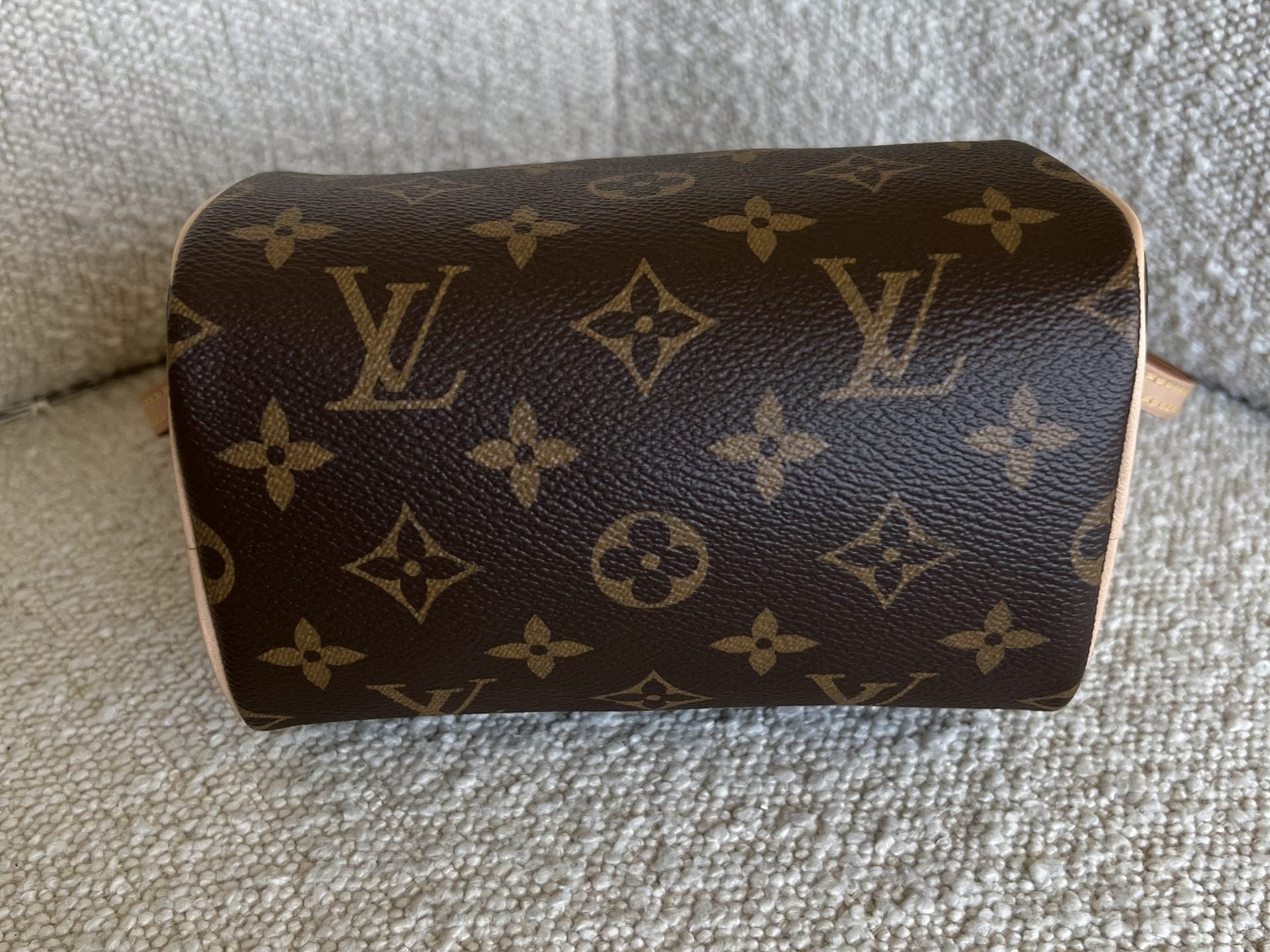 Louis Vuitton Handbag LOUIS VUITTON Monogram Nano Speedy - Redeluxe