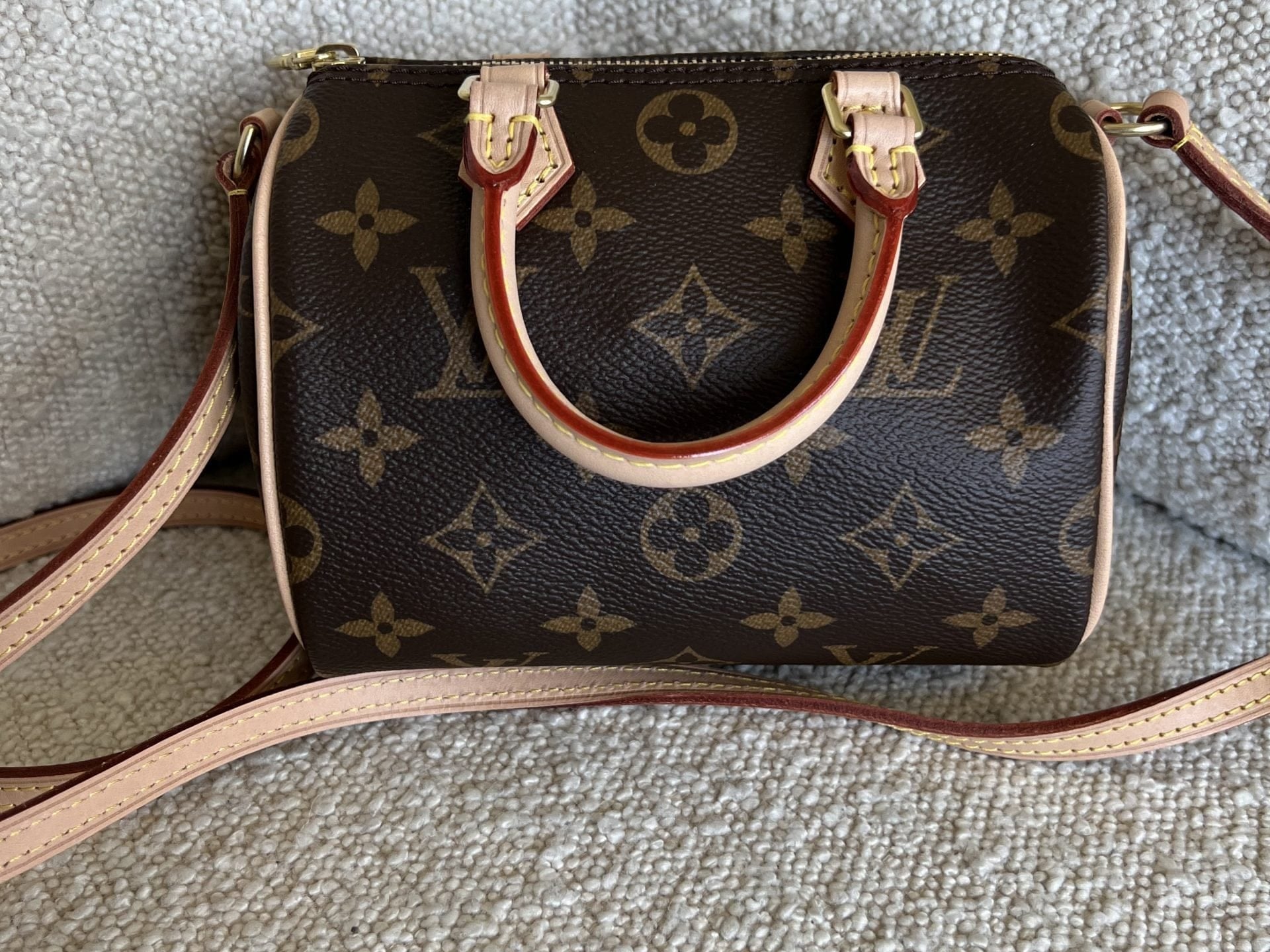 Louis Vuitton Handbag LOUIS VUITTON Monogram Nano Speedy - Redeluxe
