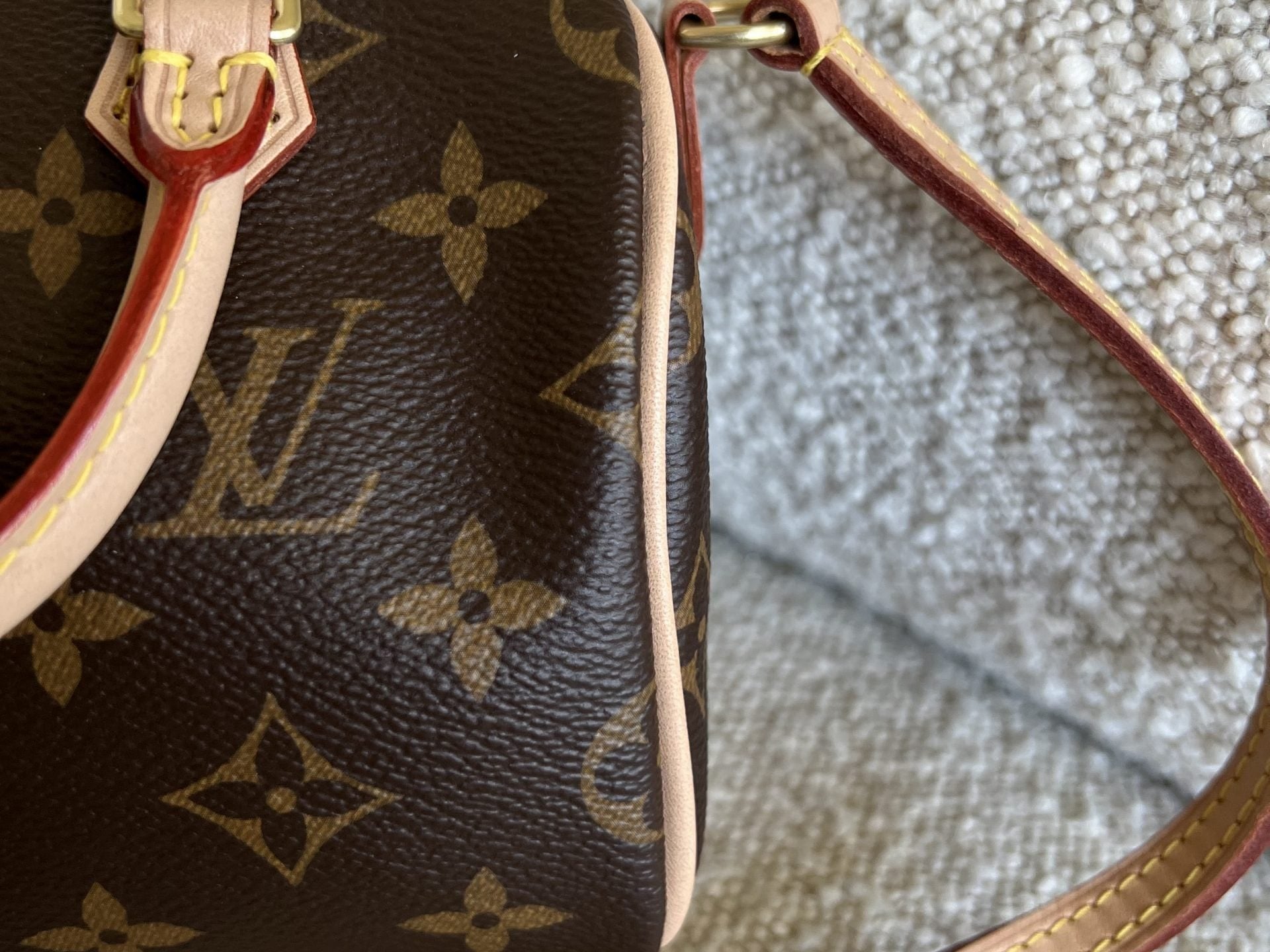 Louis Vuitton Handbag LOUIS VUITTON Monogram Nano Speedy - Redeluxe