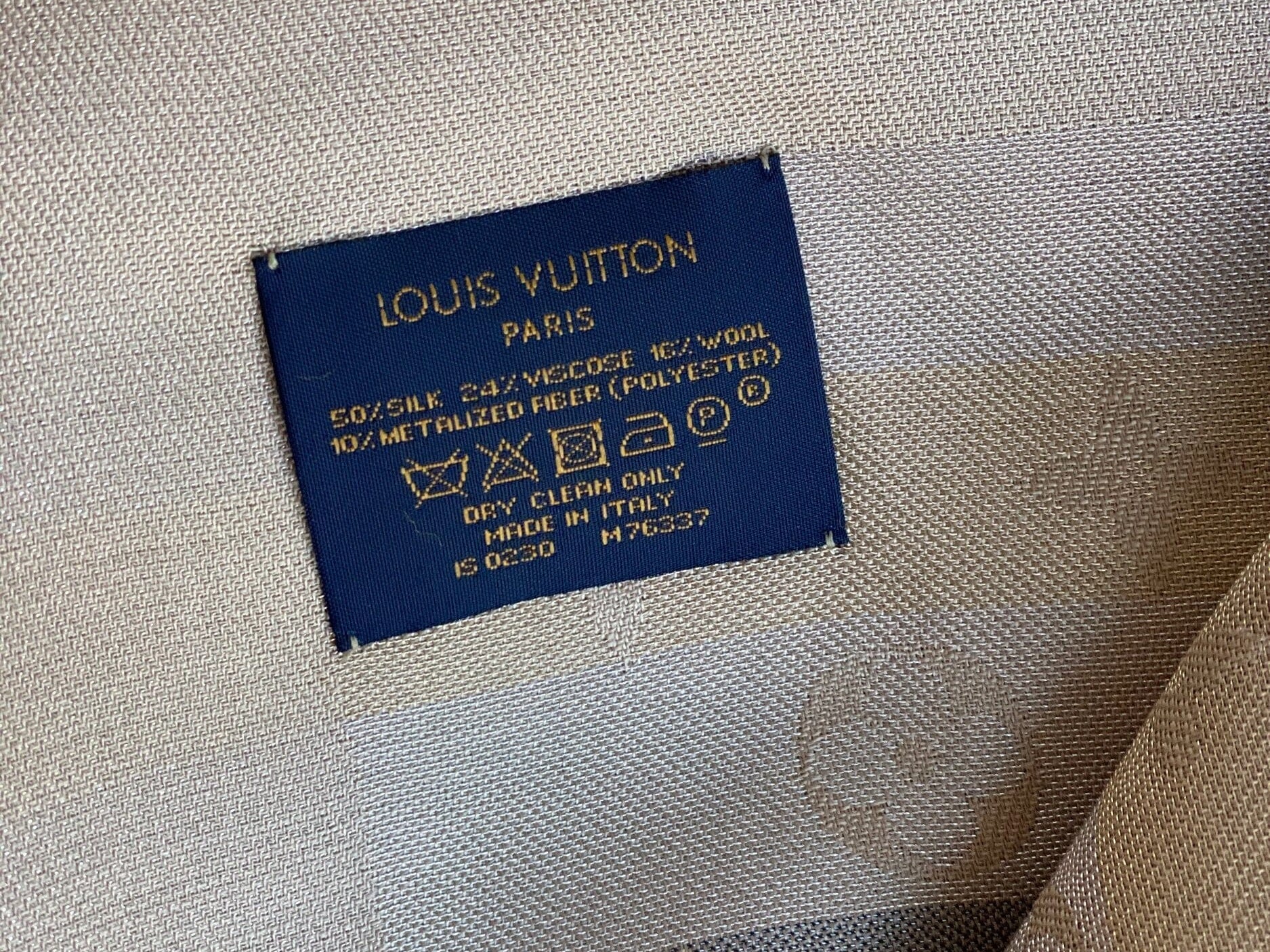 Louis Vuitton Shawl SO SHINE MONOGRAM SHAWL BEIGE (M76337) - Redeluxe