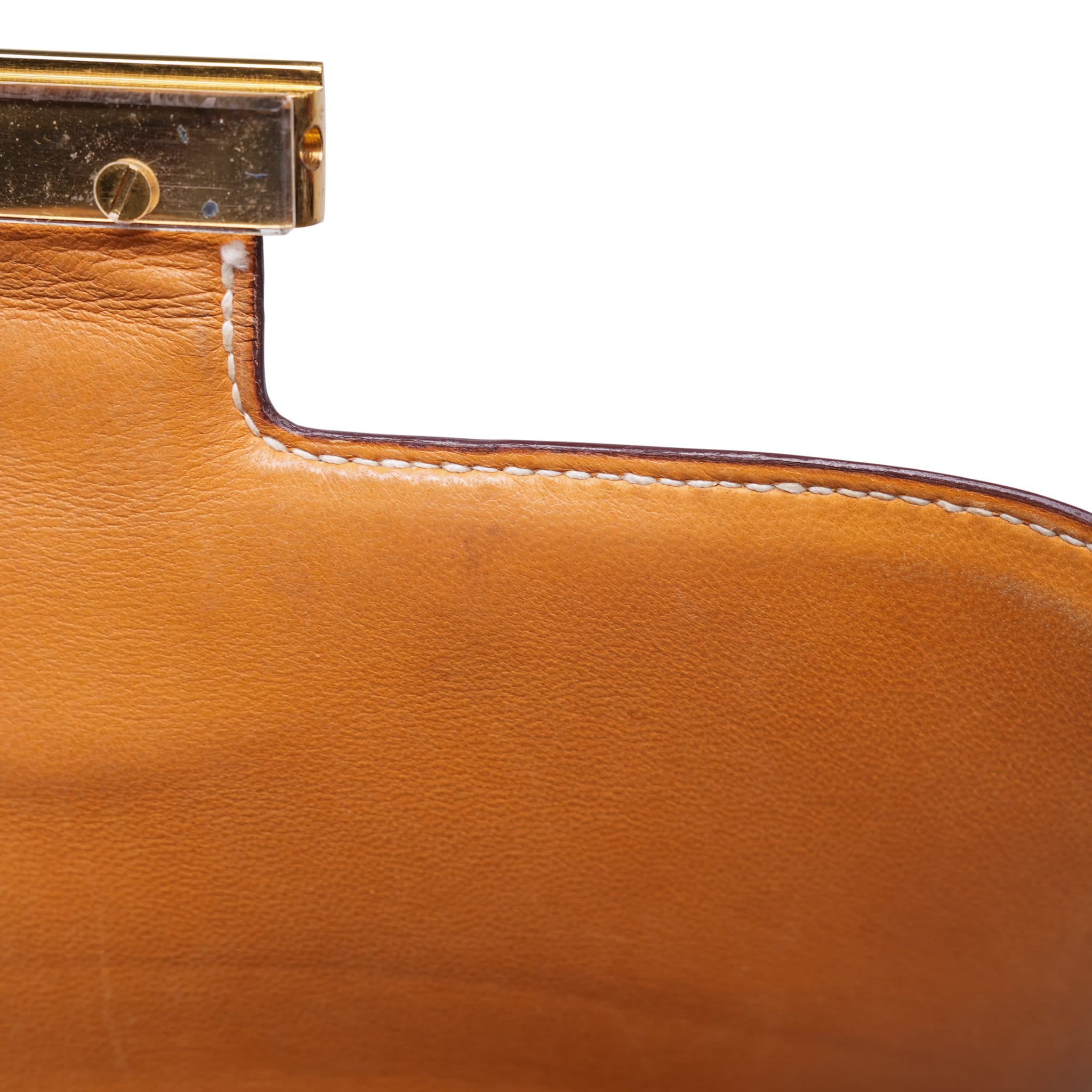 Product image 29 of 33: Constance 23 Gold Peau Porc/Toile Gold Plated M Circle Stamp