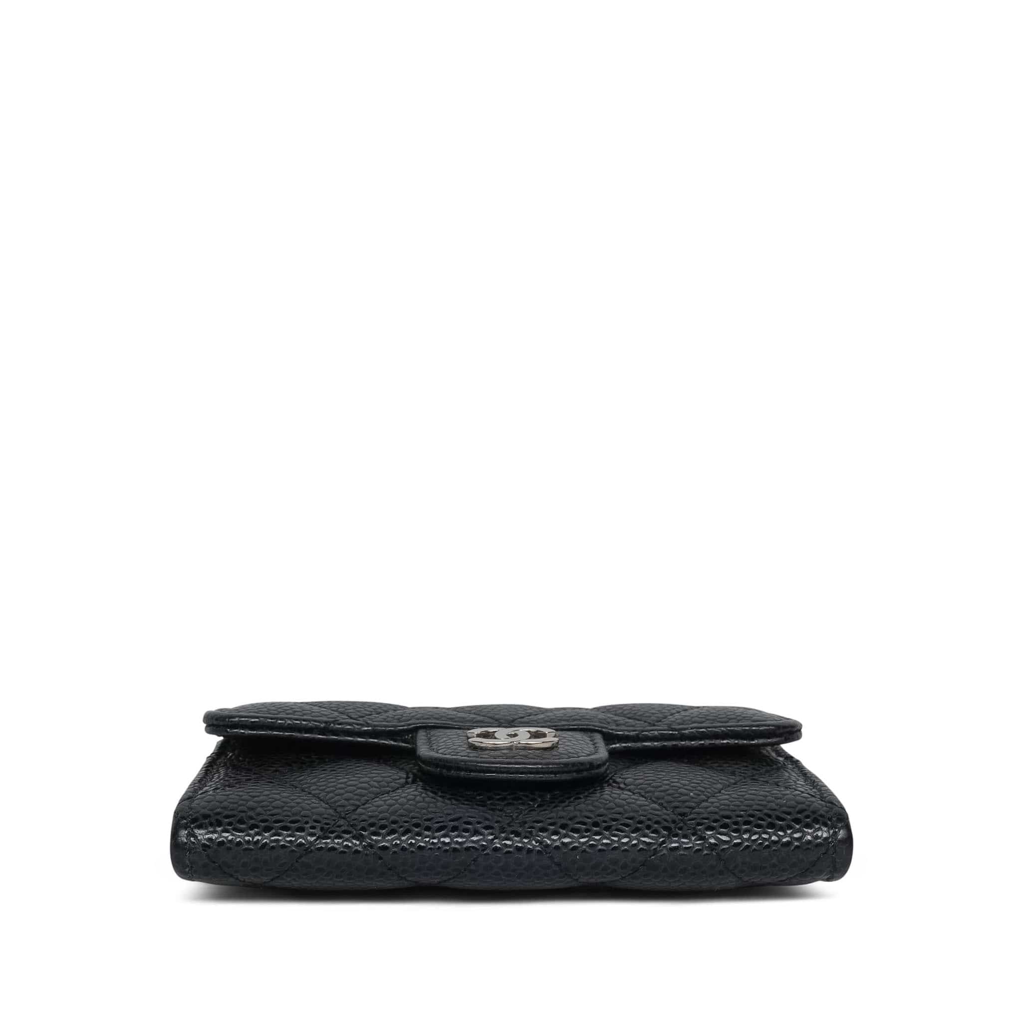 Product image 5 of 12: Black Caviar Quilted Classic Flap Card Holder Silver Hardware