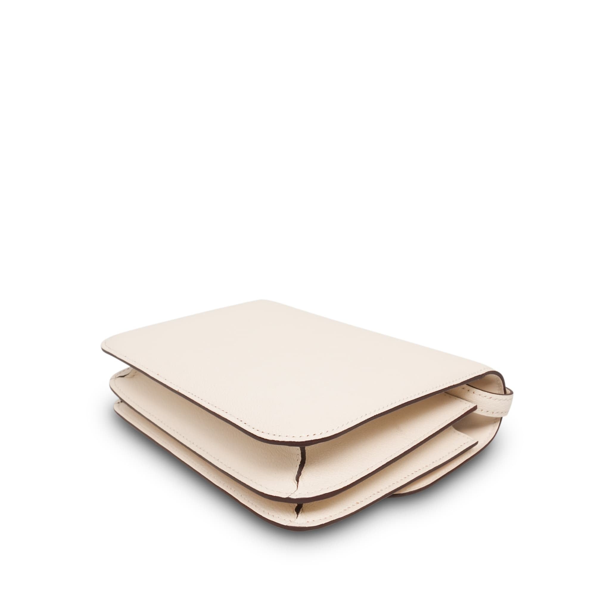 Constance 18 Nata Chevre Mysore Gold Plated U Stamp